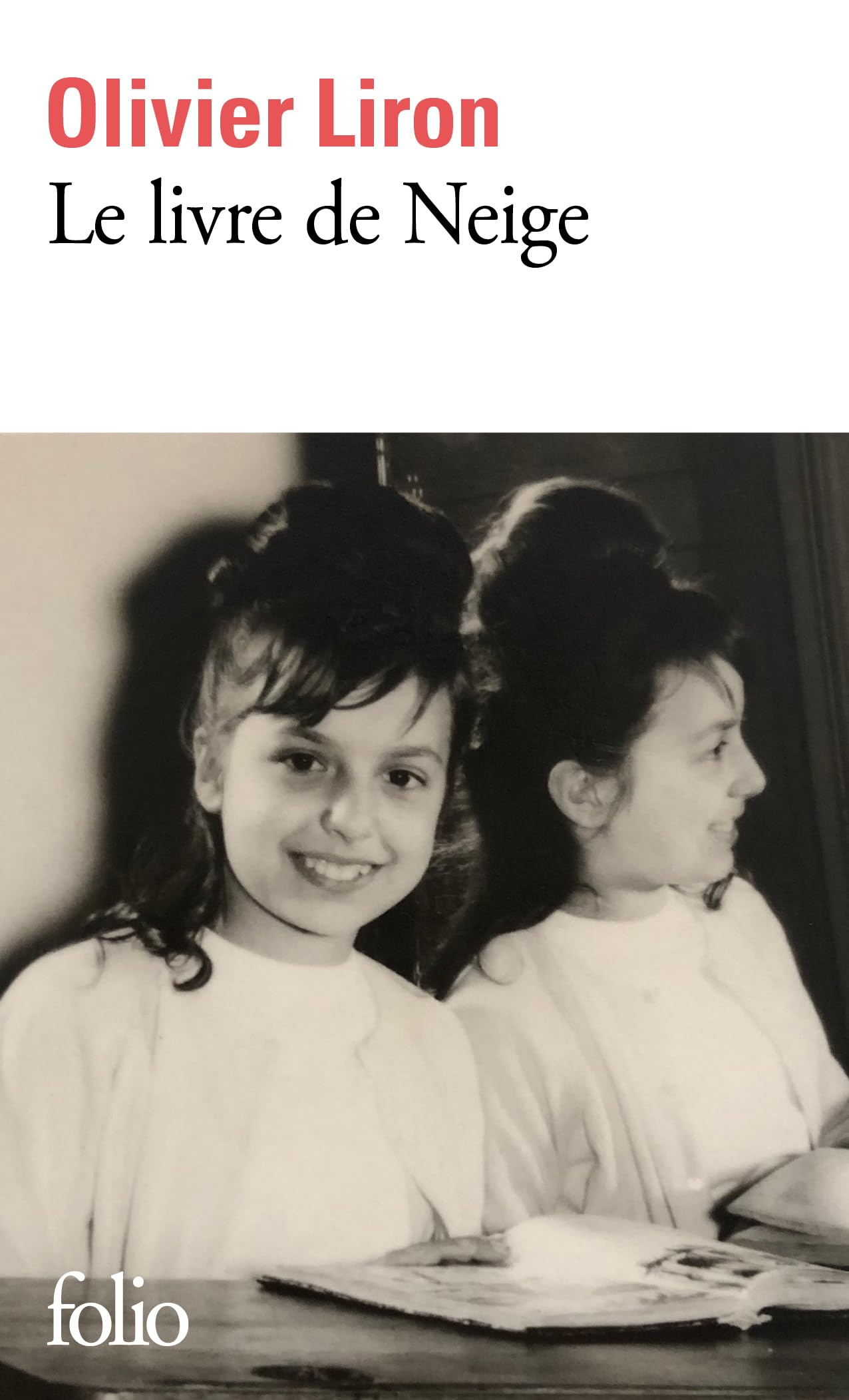 Le livre de Neige 9782073004116