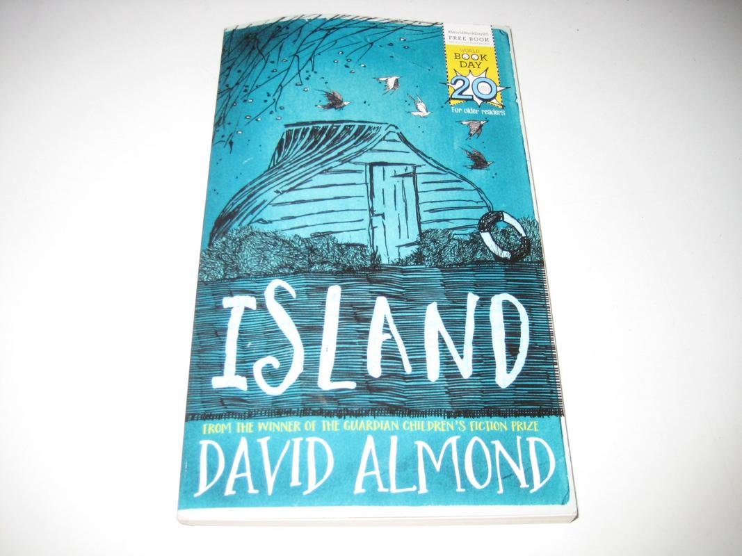 Island: World Book Day 2017 9781444937176