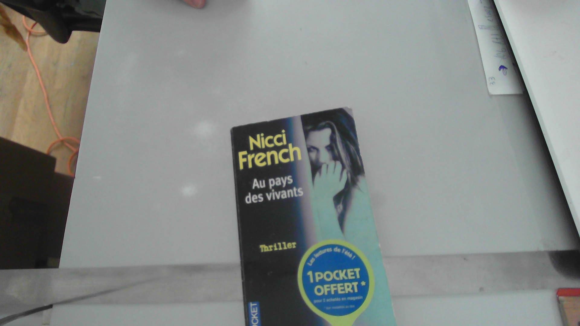 Au pays des vivants 9782266144681