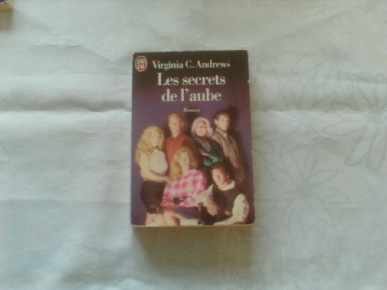 Les secrets de l'aube 9782277235804