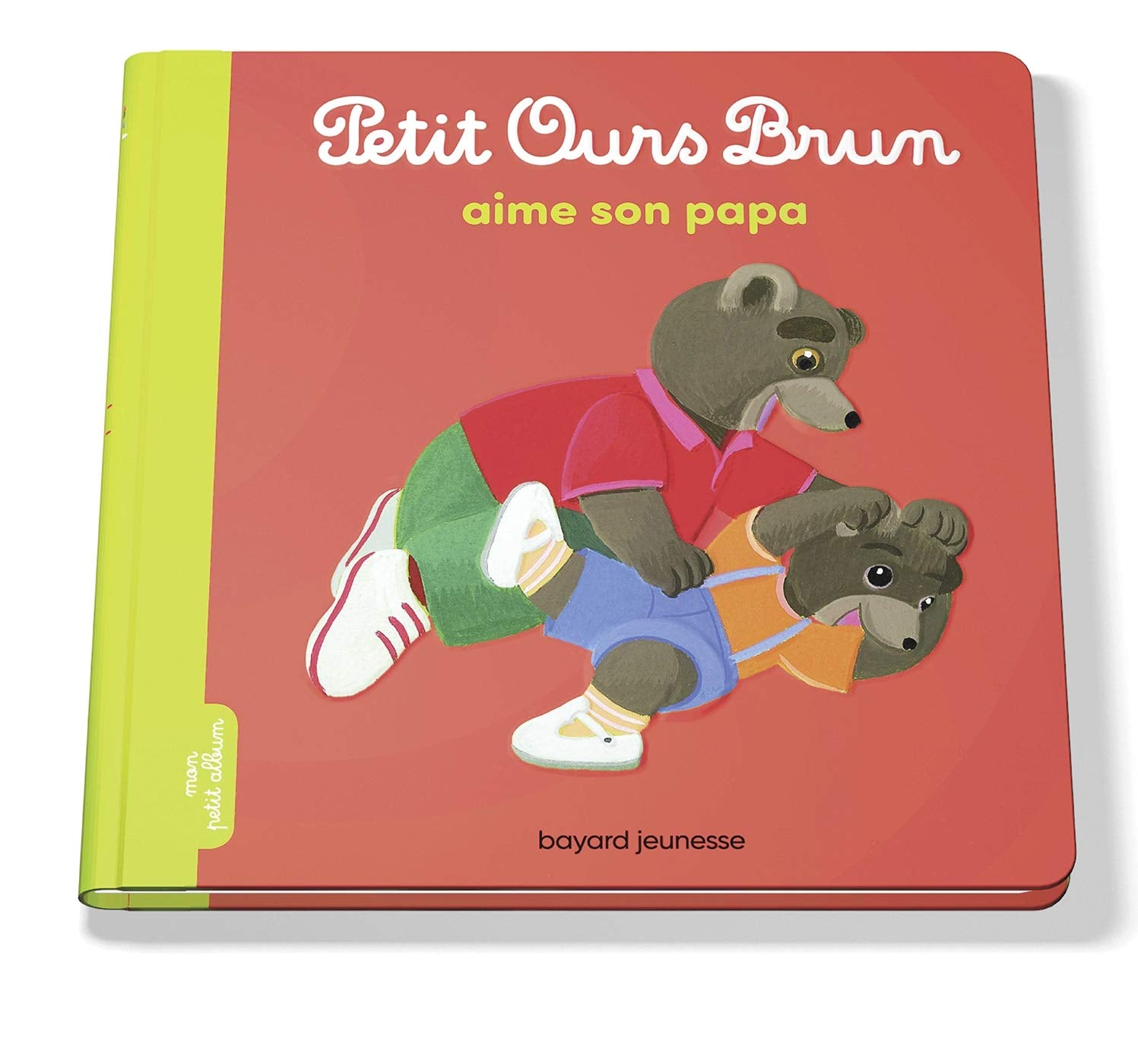 Petit Ours Brun aime son papa 9782747068390