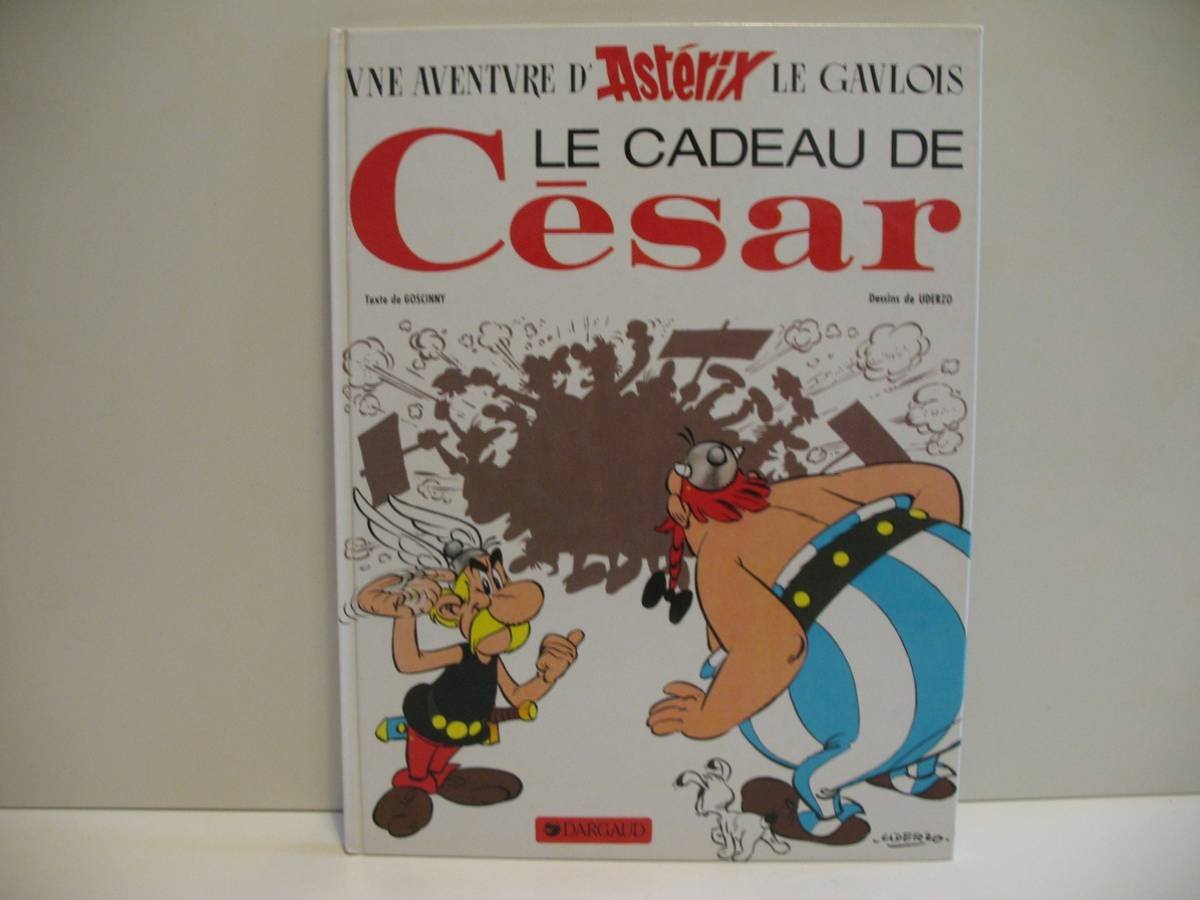 Astérix 21 - Le Cadeau de César 9782205008333