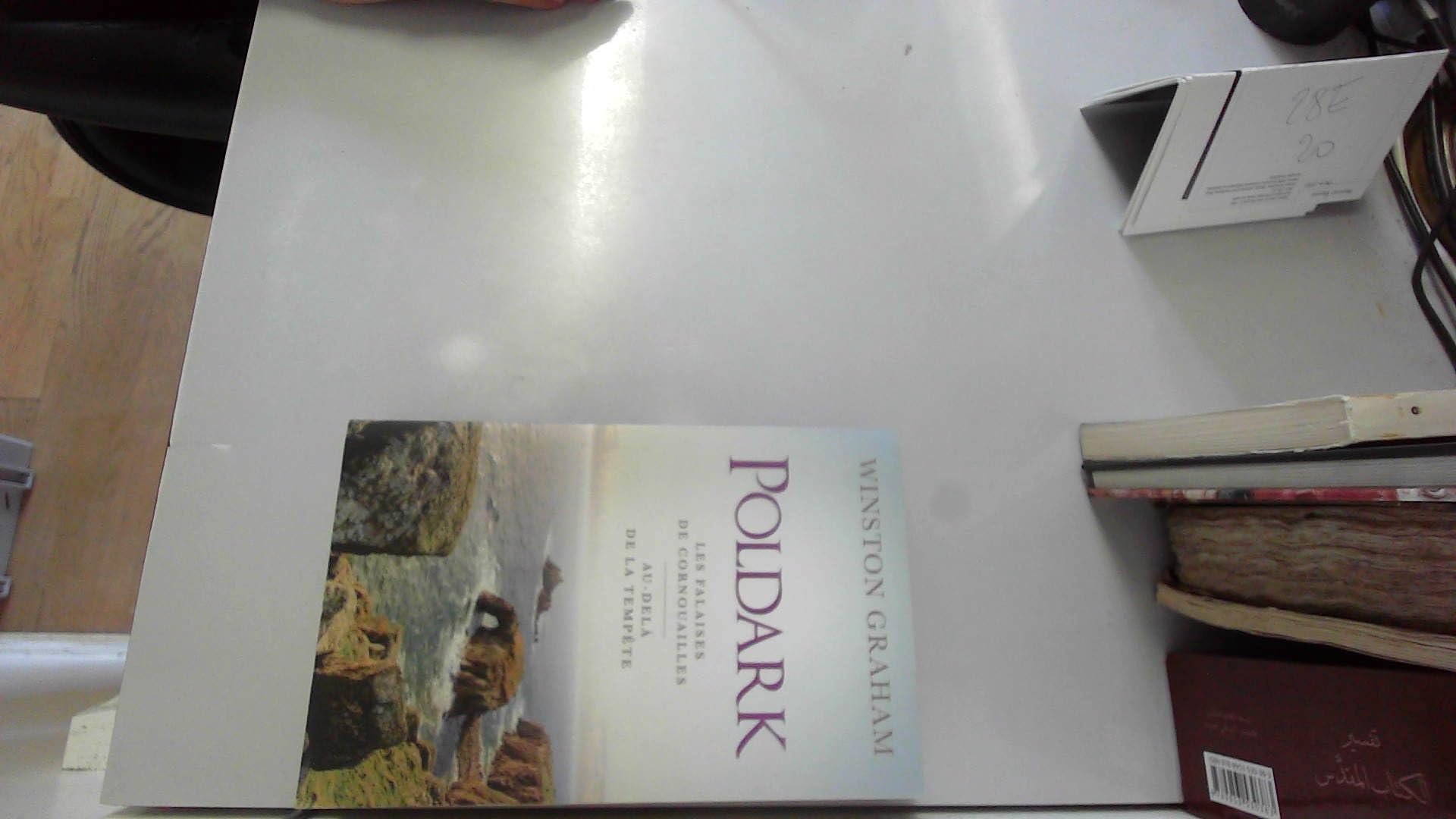 Poldark, tomes 1 & 2. Les falaises de Cornouailles / Au-delà de la tempête 9782298140675