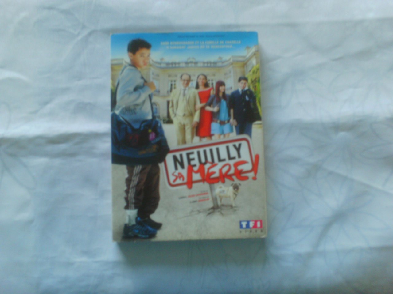 Neuilly sa mère 3384442240963