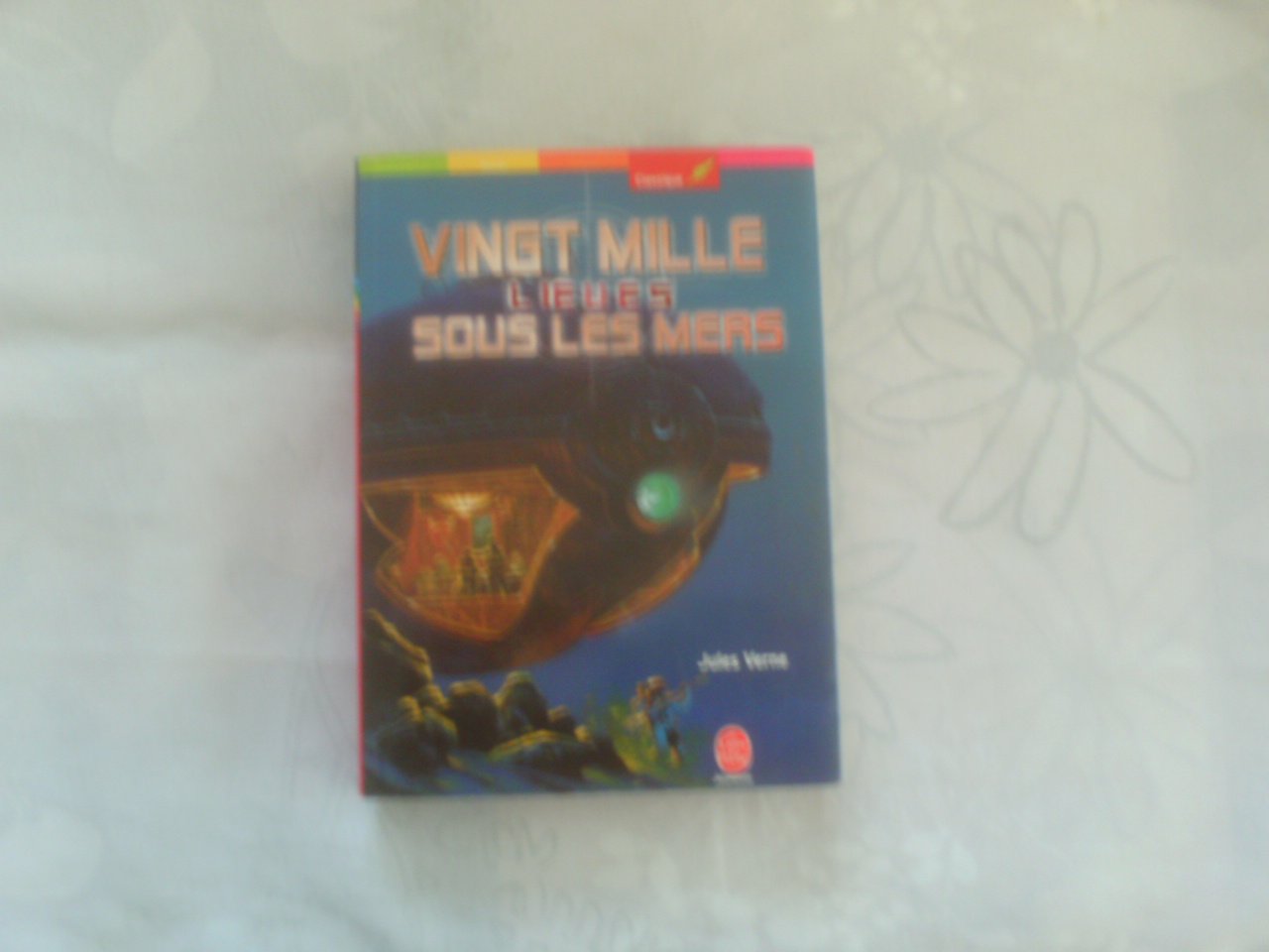 Vingt-mille lieues sous les mers 9782013219211