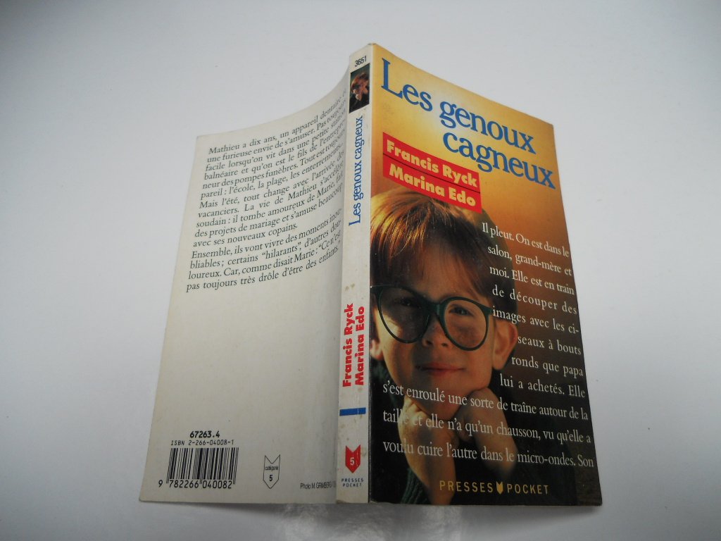 Les genoux cagneux : roman 9782266040082