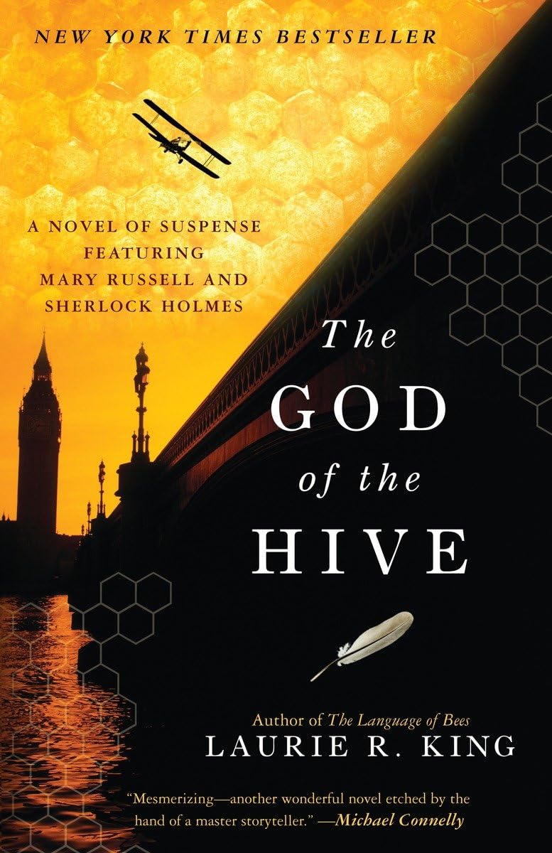 The God of the Hive: A novel of suspense featuring Mary Russell and Sherlock Holmes 9780553590418