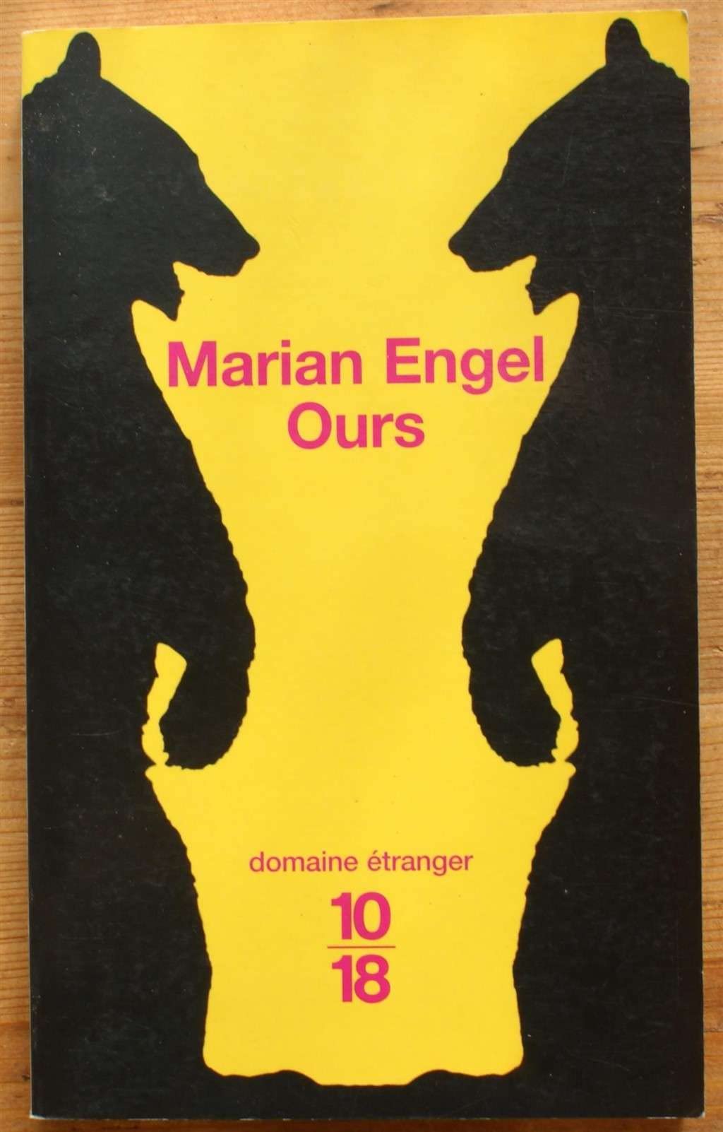 L'Ours 9782264030658