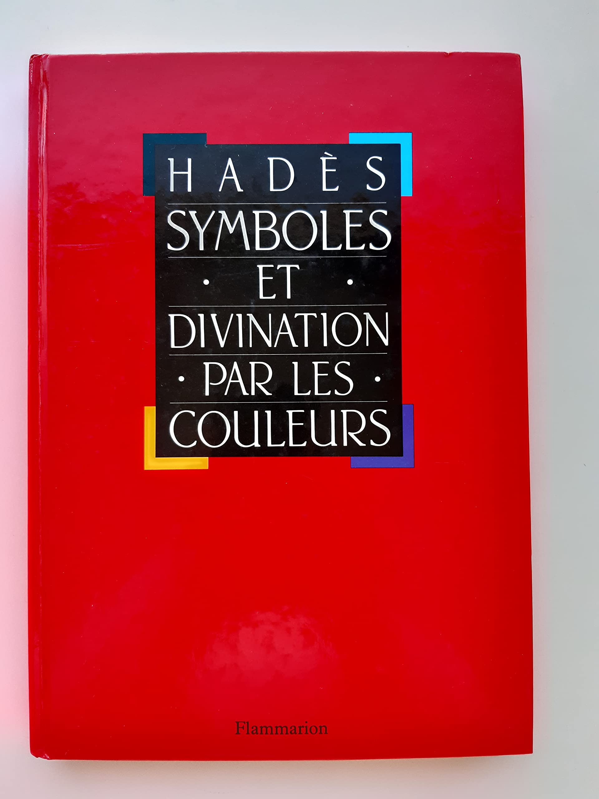 Symboles et divination par les couleurs 9782082001458