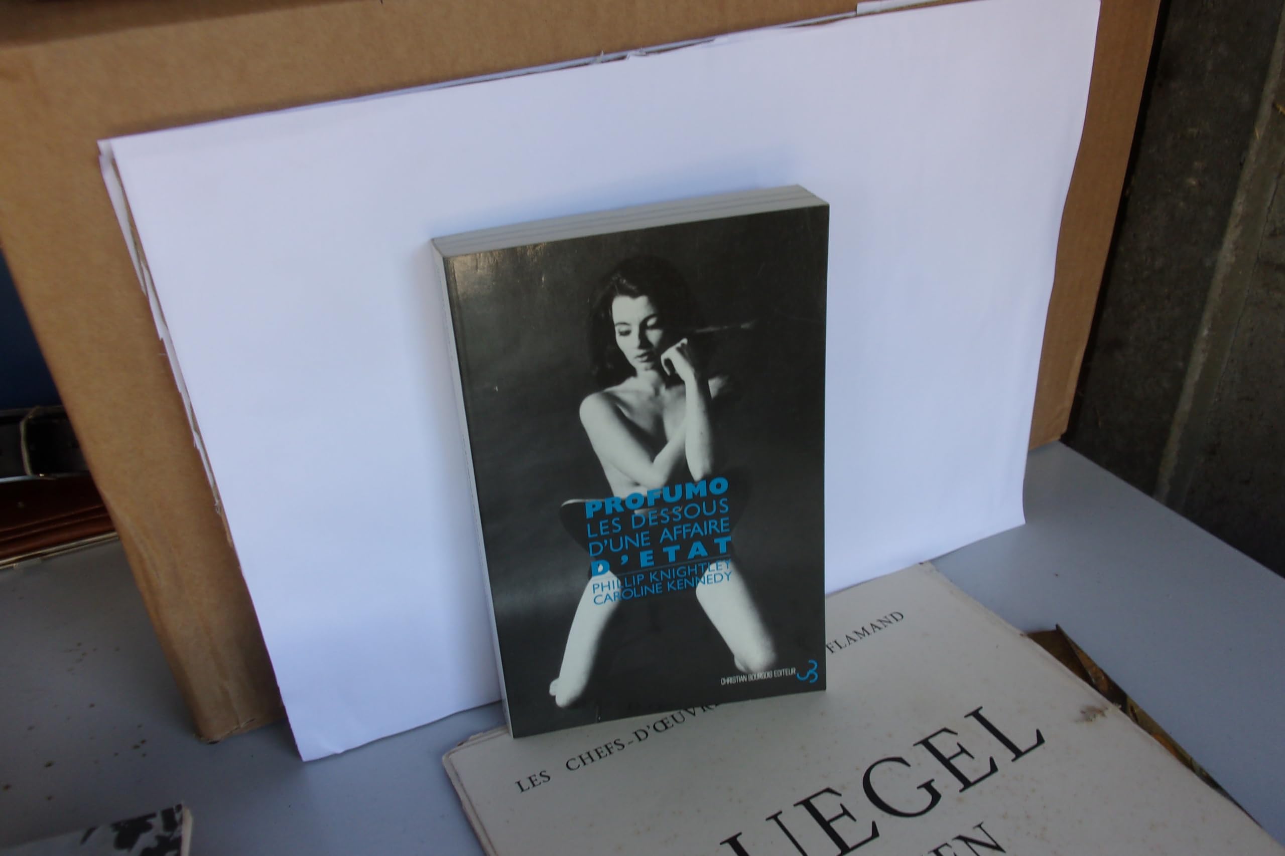 Profumo 9782267005141