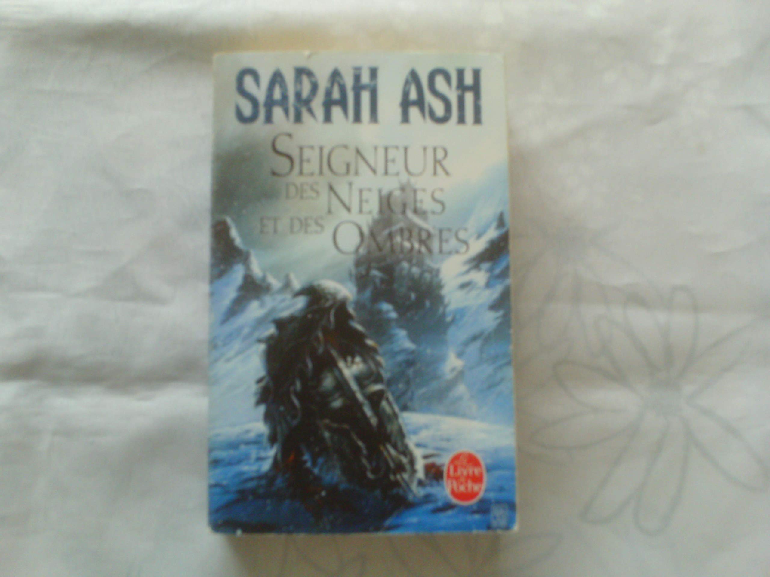 Les Larmes d'Artamon, Tome 1 : Le seigneur des neiges et des ombres 9782253087892