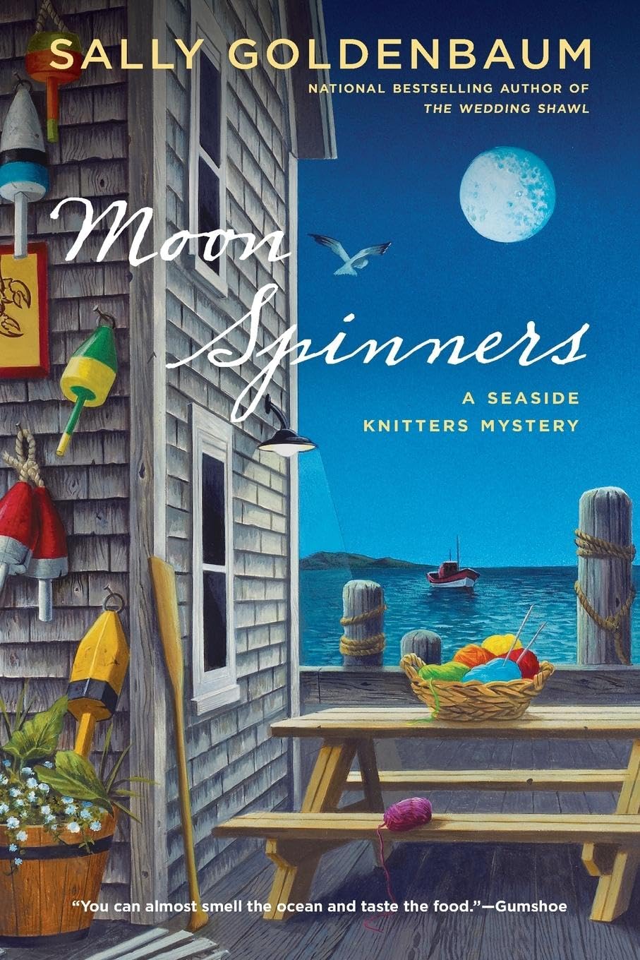Moon Spinners: A Seaside Knitters Mystery 9780451231840