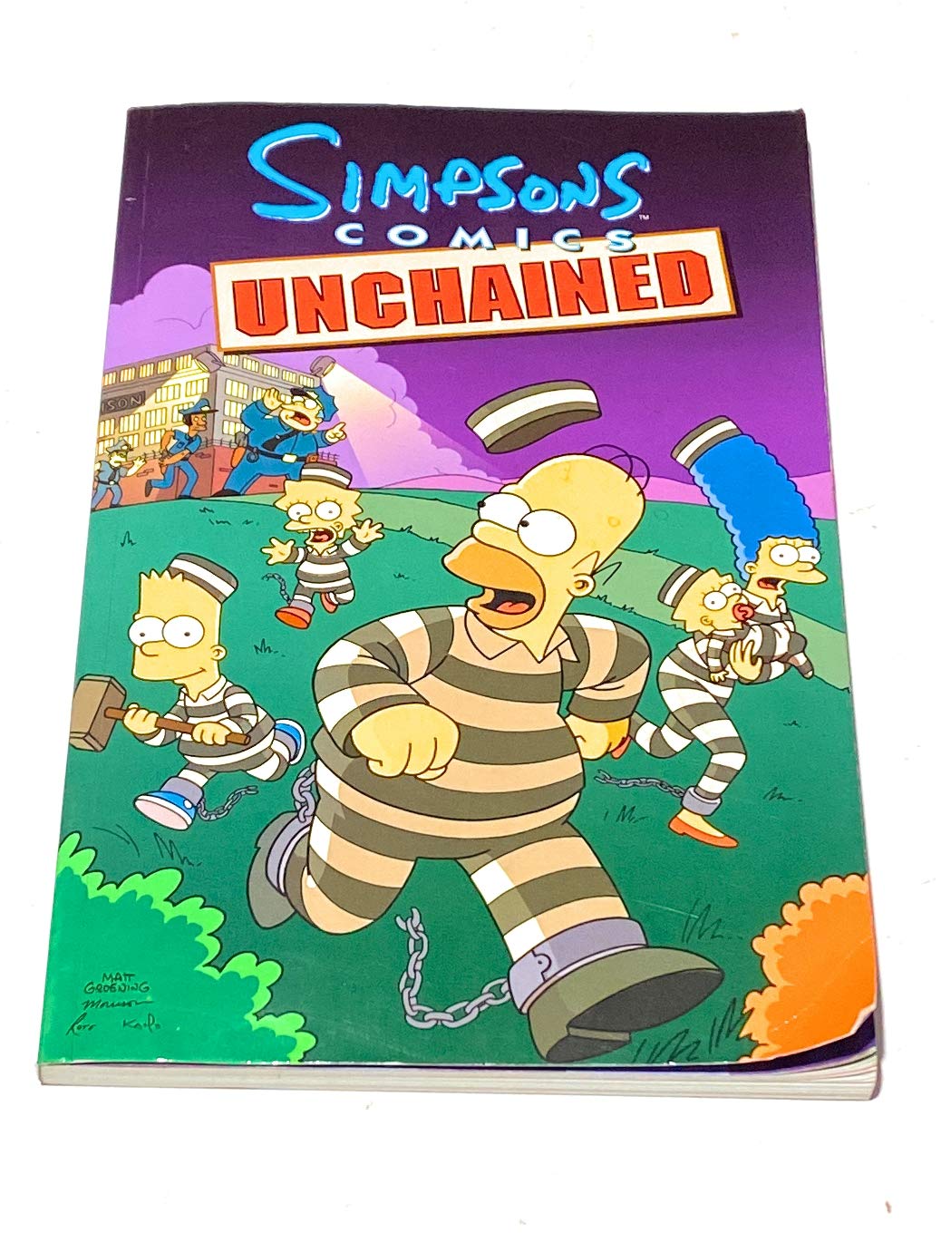 Simpsons Comics Unchained 9780060007973