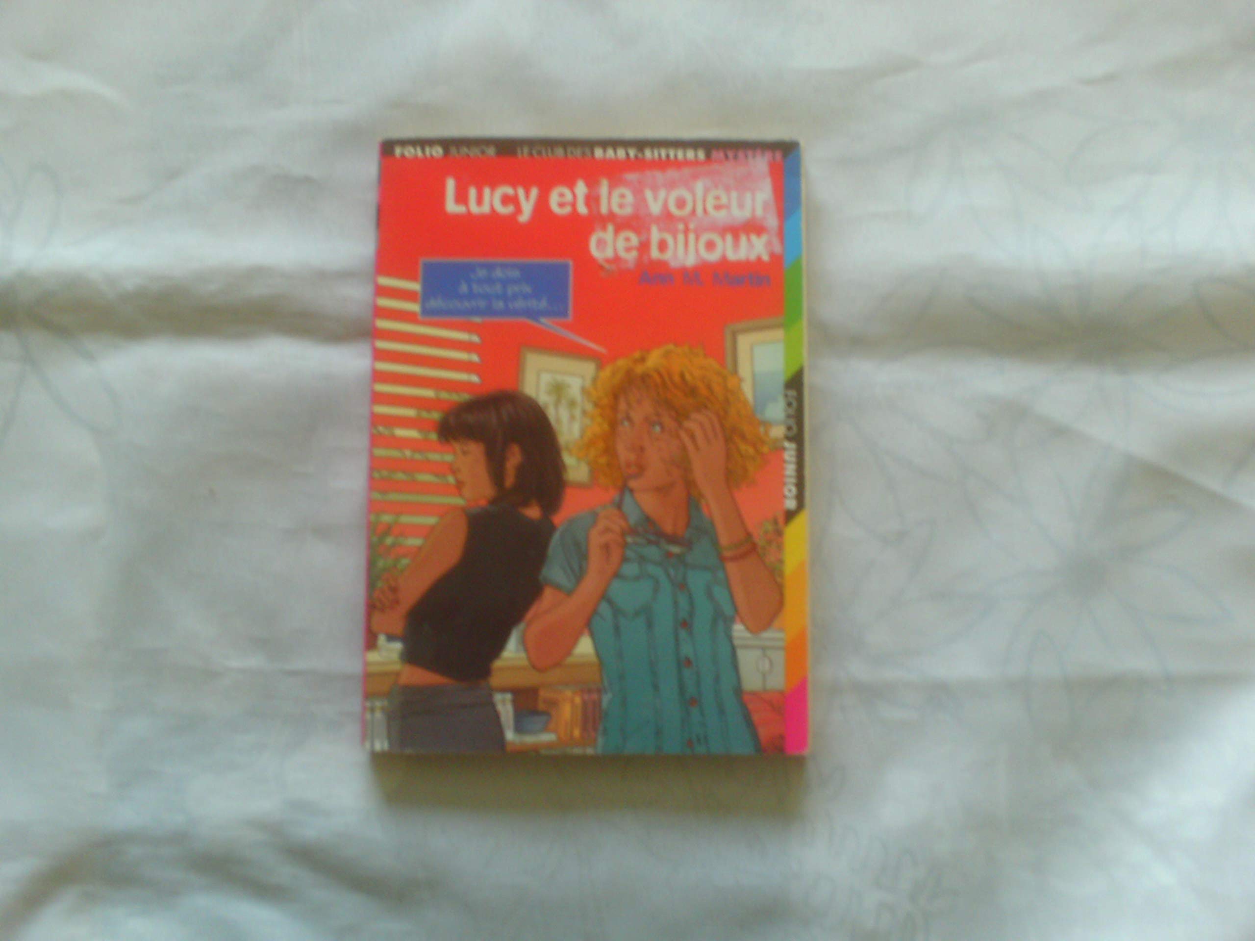 Lucy et le voleur de bijoux 9782070509898