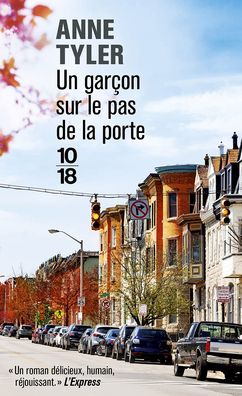 Un garçon sur le pas de la porte 9782264077684