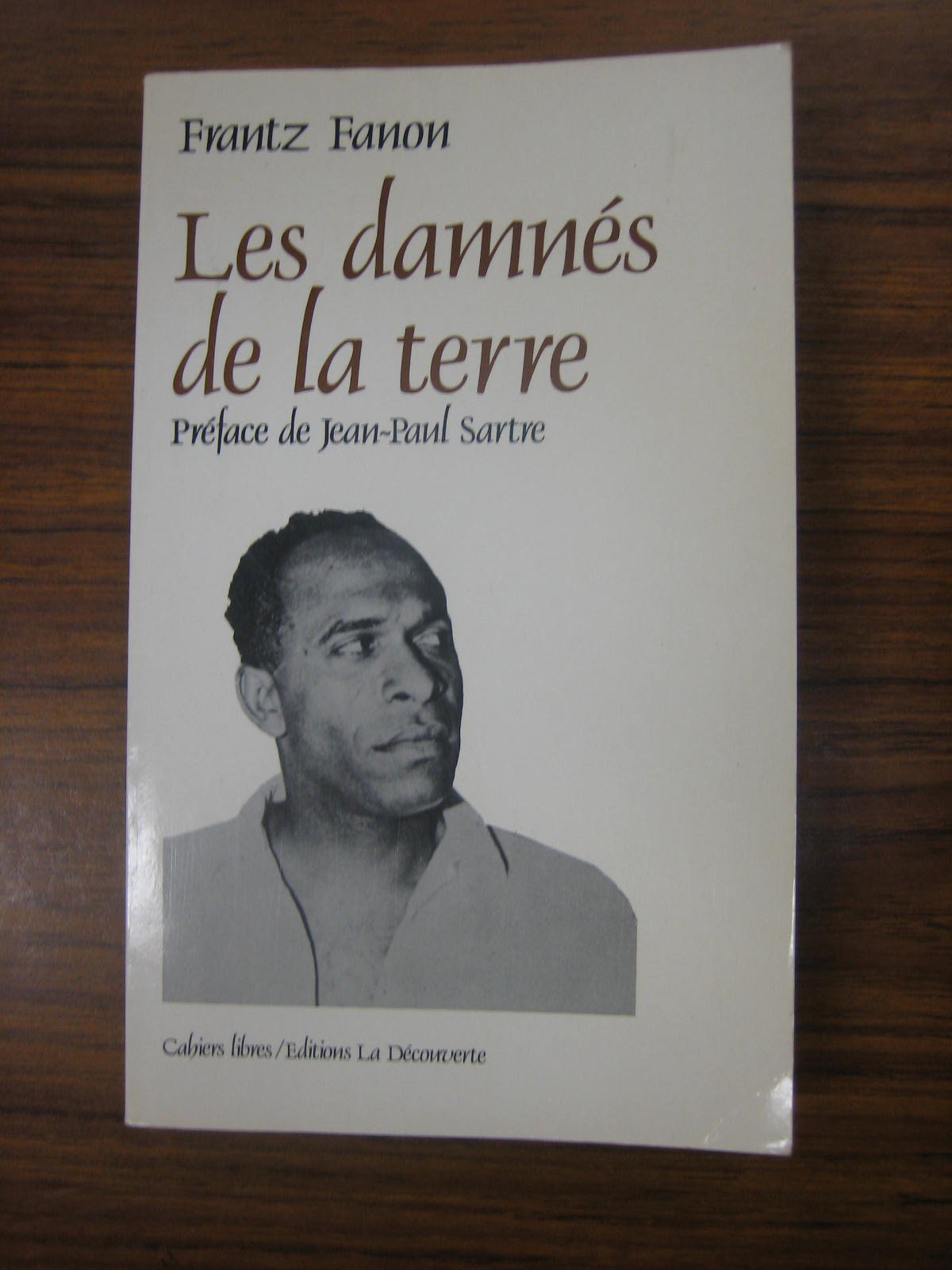 Les damnés de la terre 9782707115140