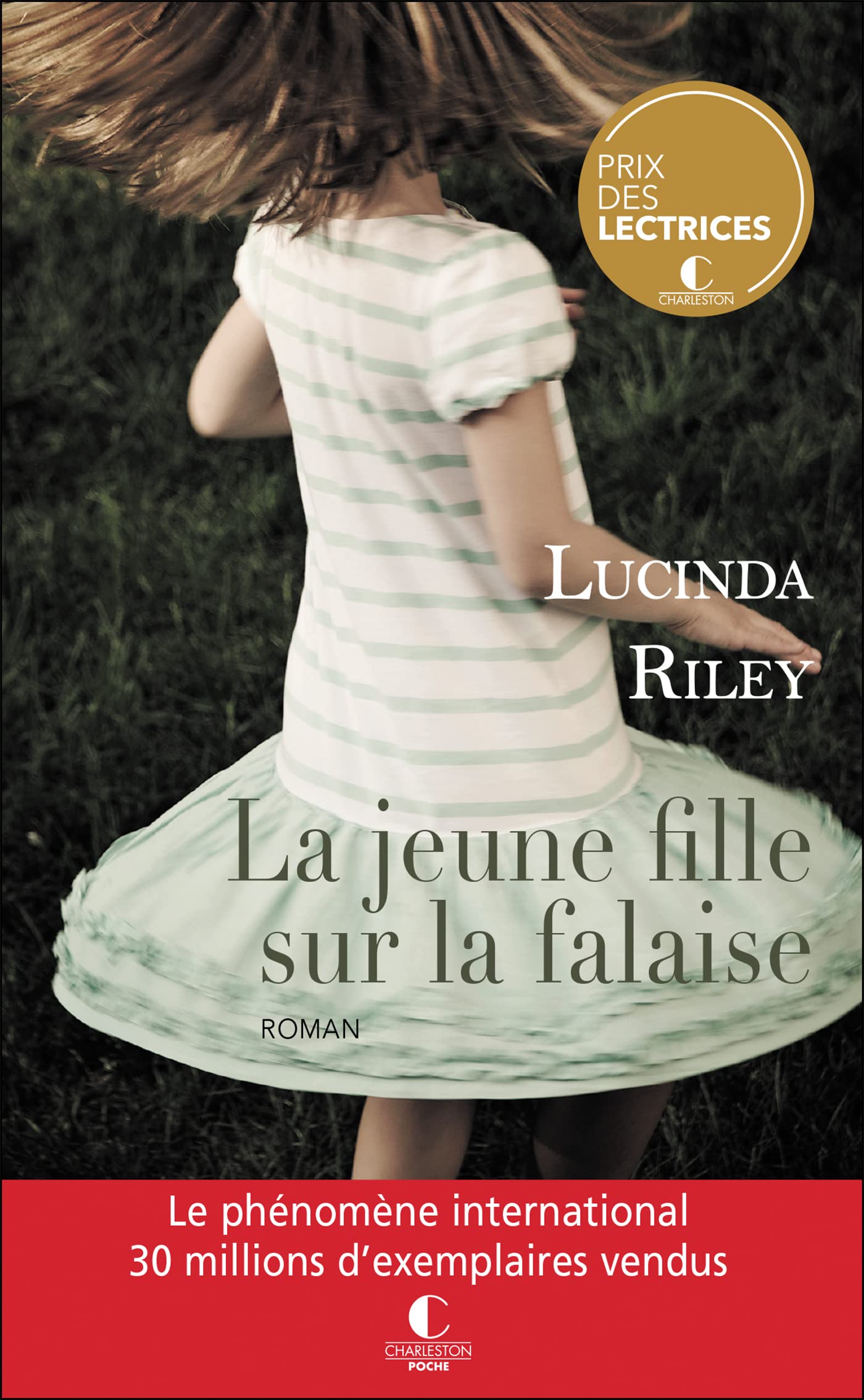 La jeune fille sur la falaise: Le retour de la reine du roman féminin ! 9782368123140