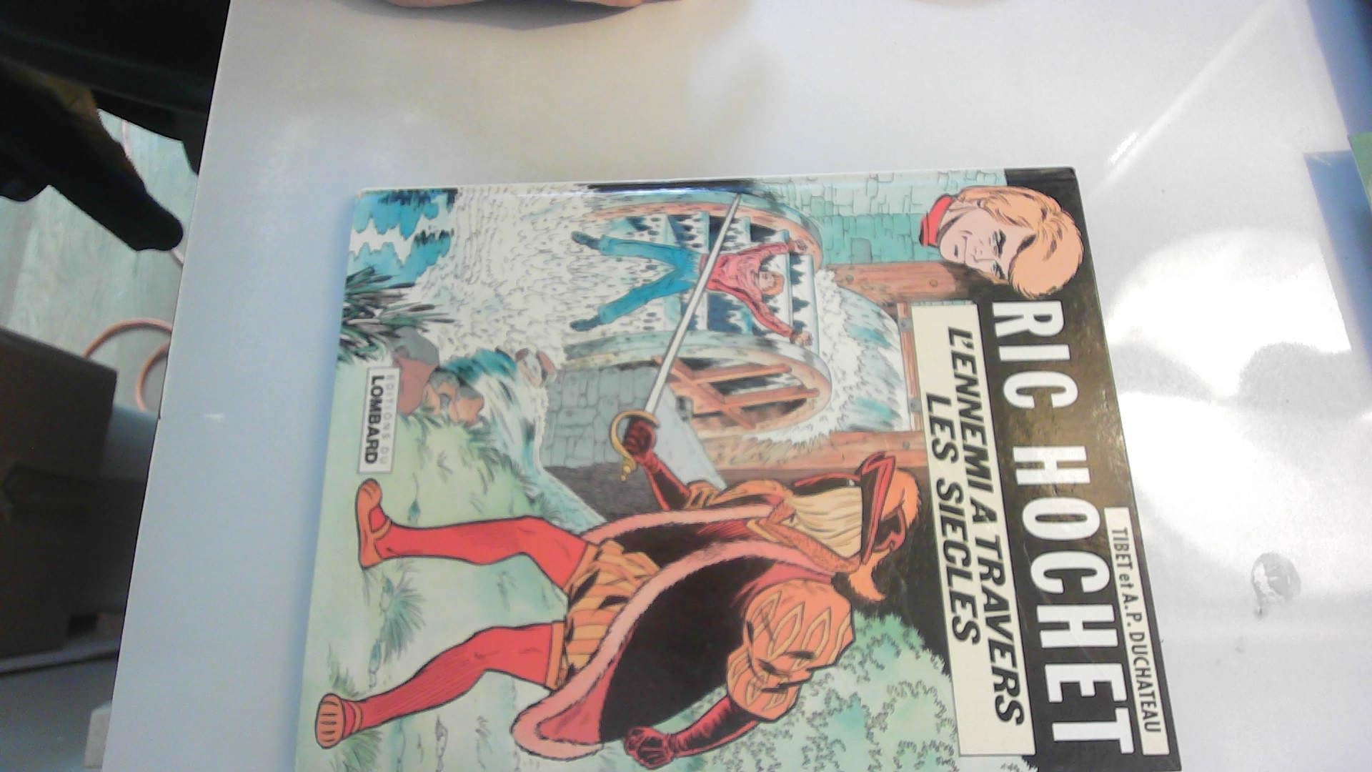 Ric Hochet, tome 26 : L'Ennemi à travers siècles 9782803600960
