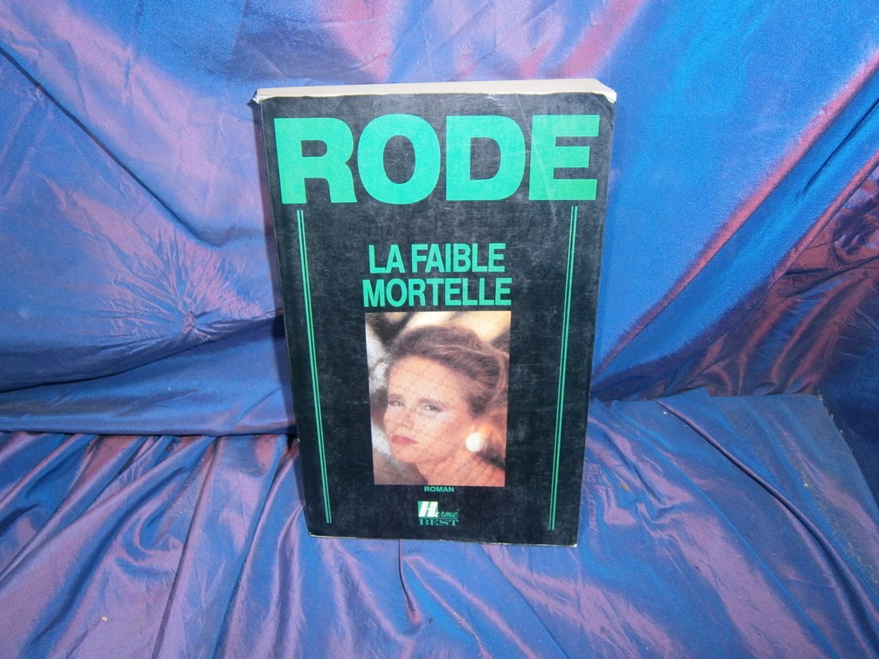 La faible mortelle 9782866651527