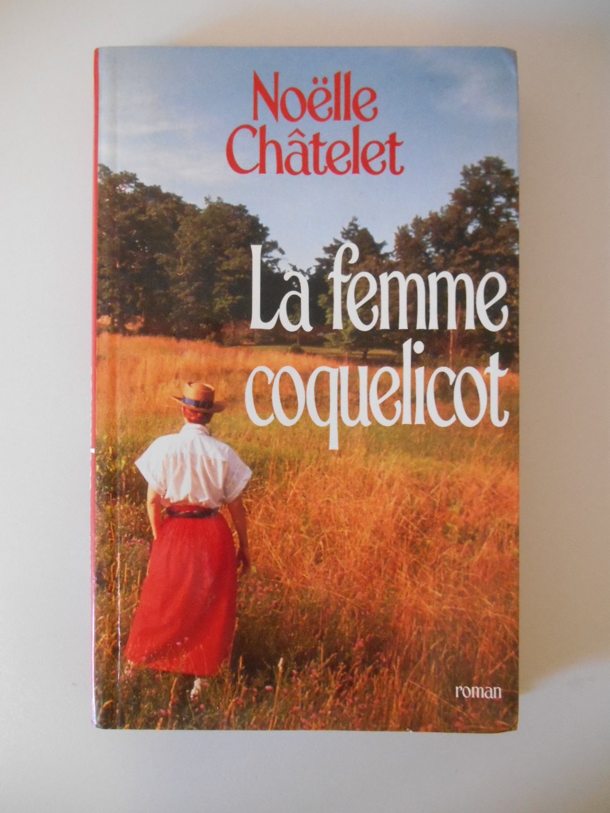 La femme coquelicot 9782702809686