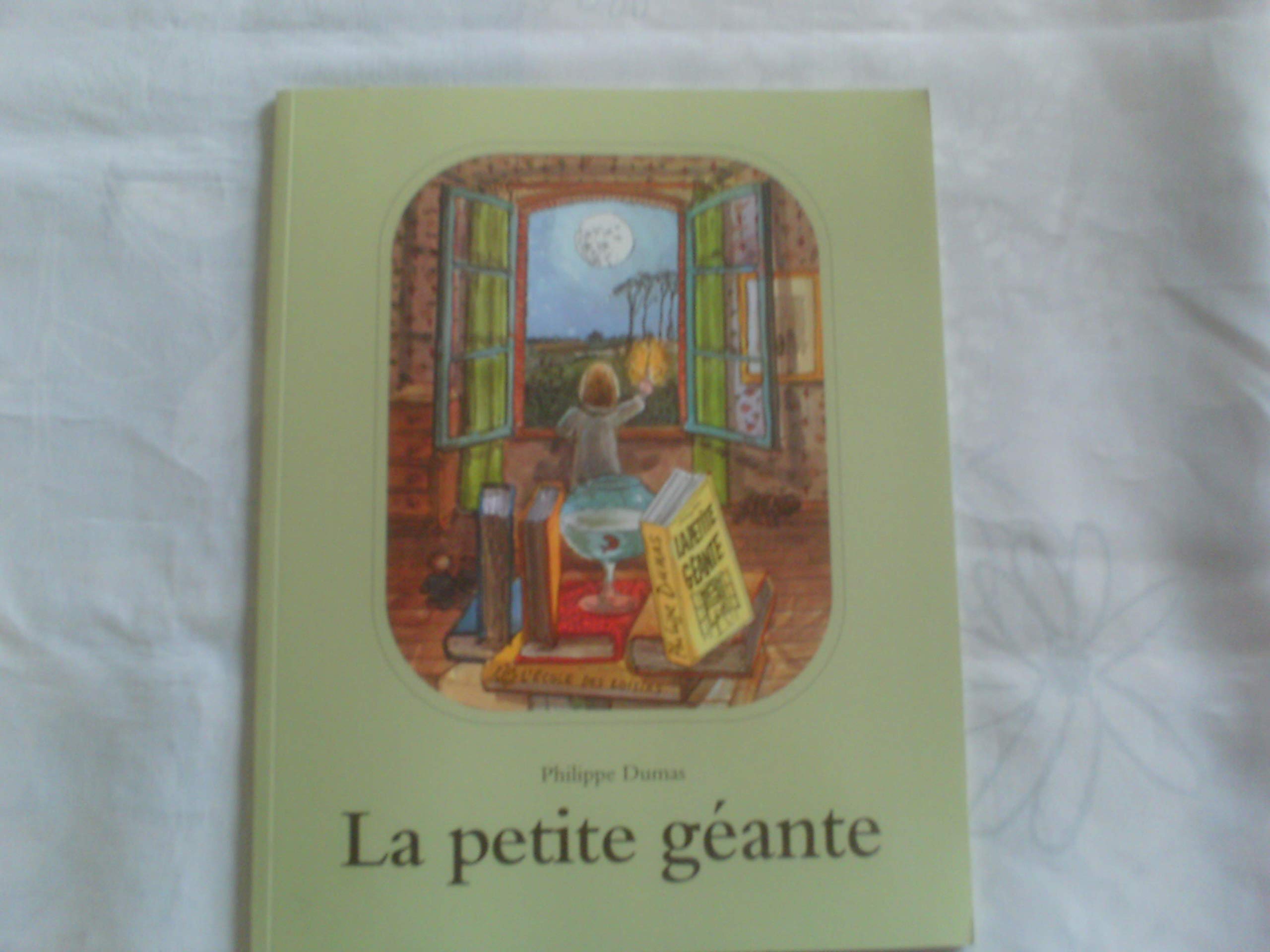 La petite géante 9782211215084