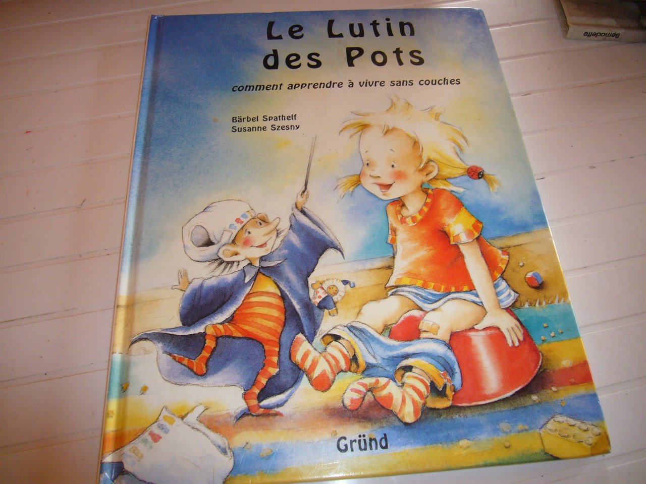 Le Lutin des pots. Livre et jouet 9782700039023