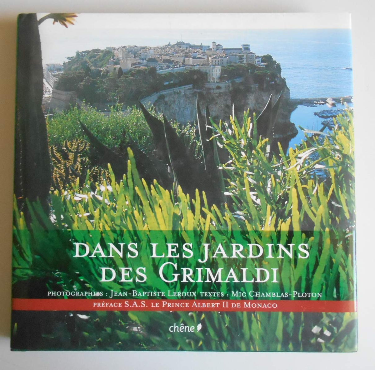Dans les jardins des Grimaldi 9782842779900