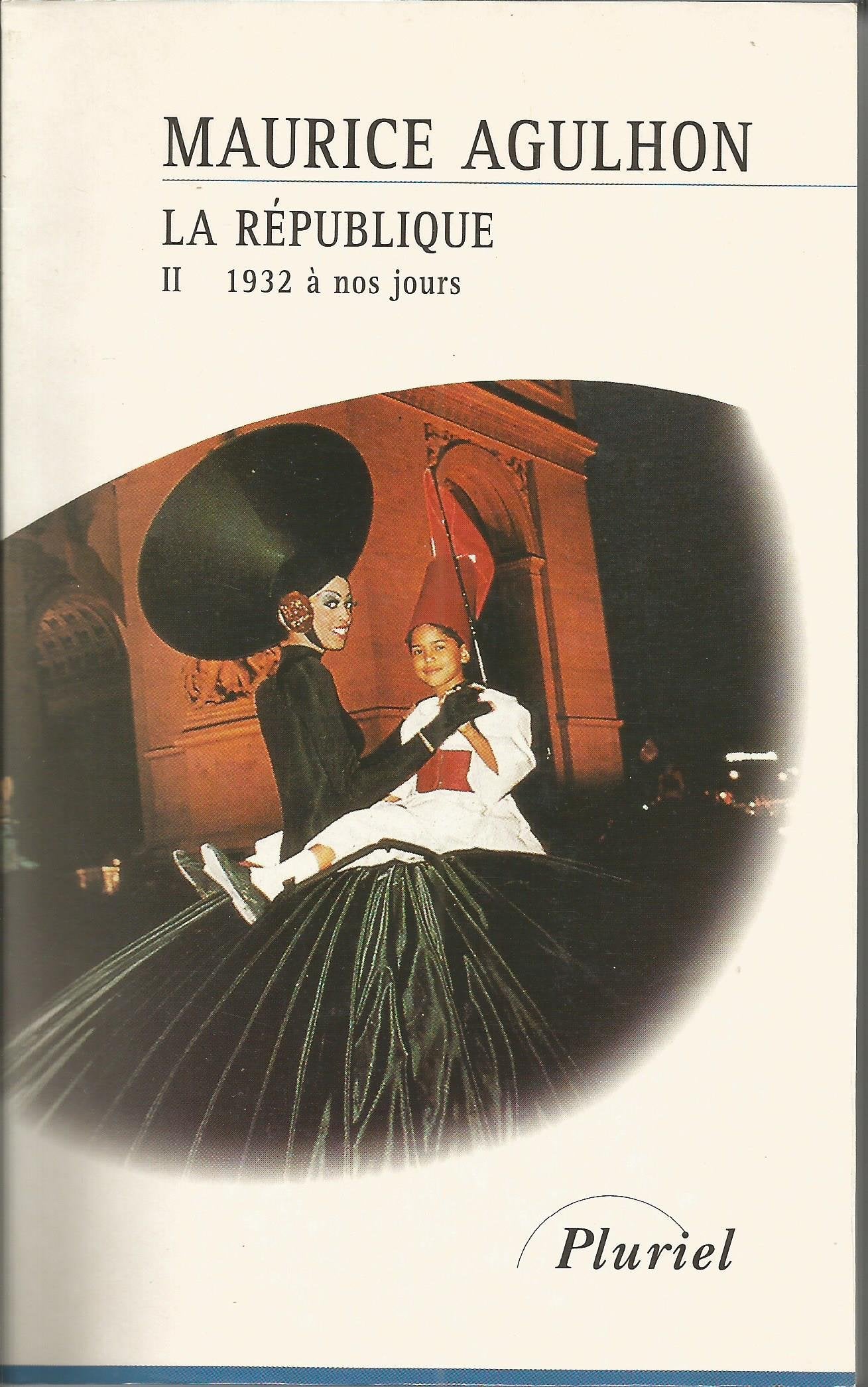 La République, tome 2 : 1932 à nos jours 9782012789708