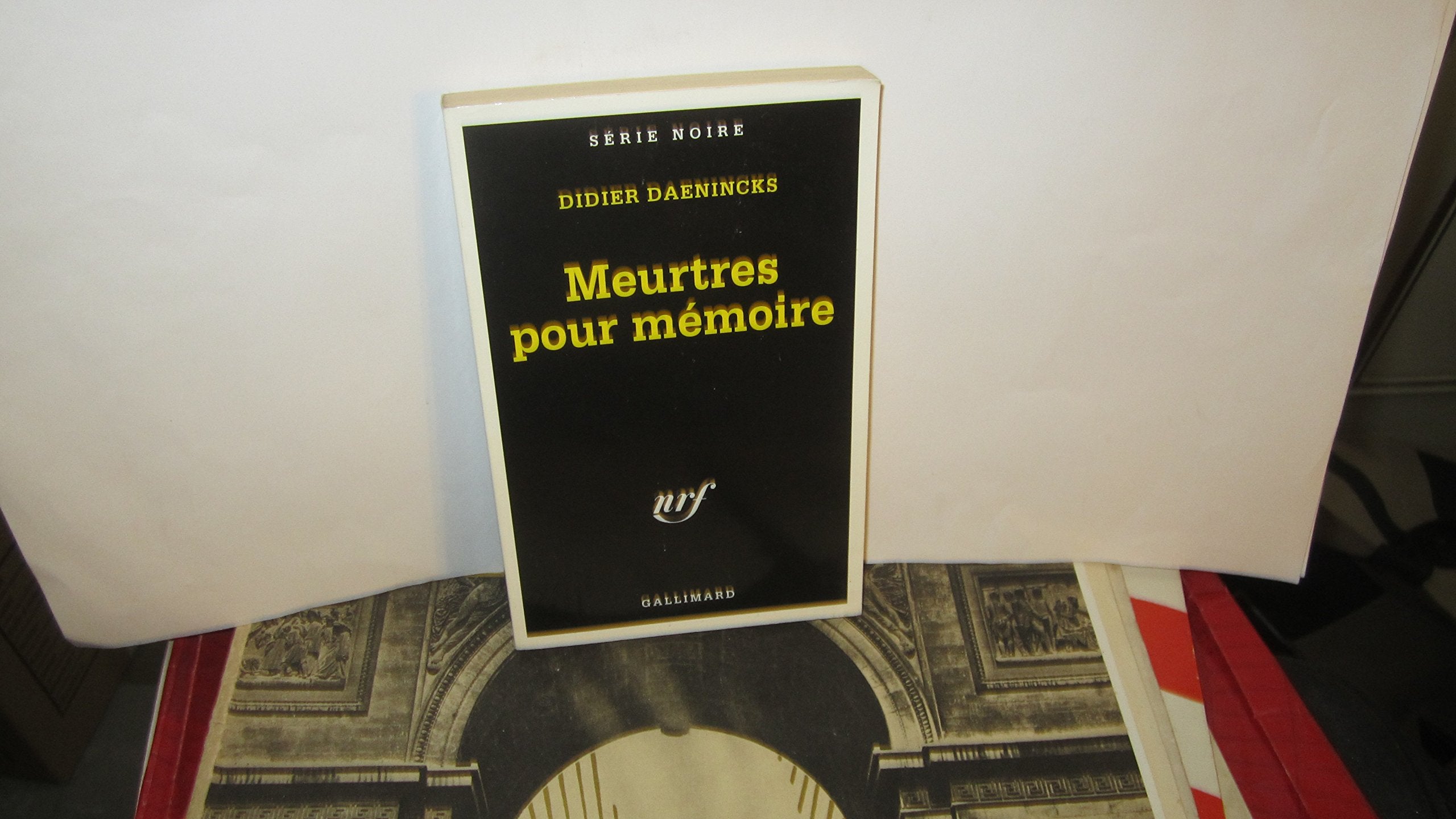 MEURTRES POUR MEMOIRE 9782070496204