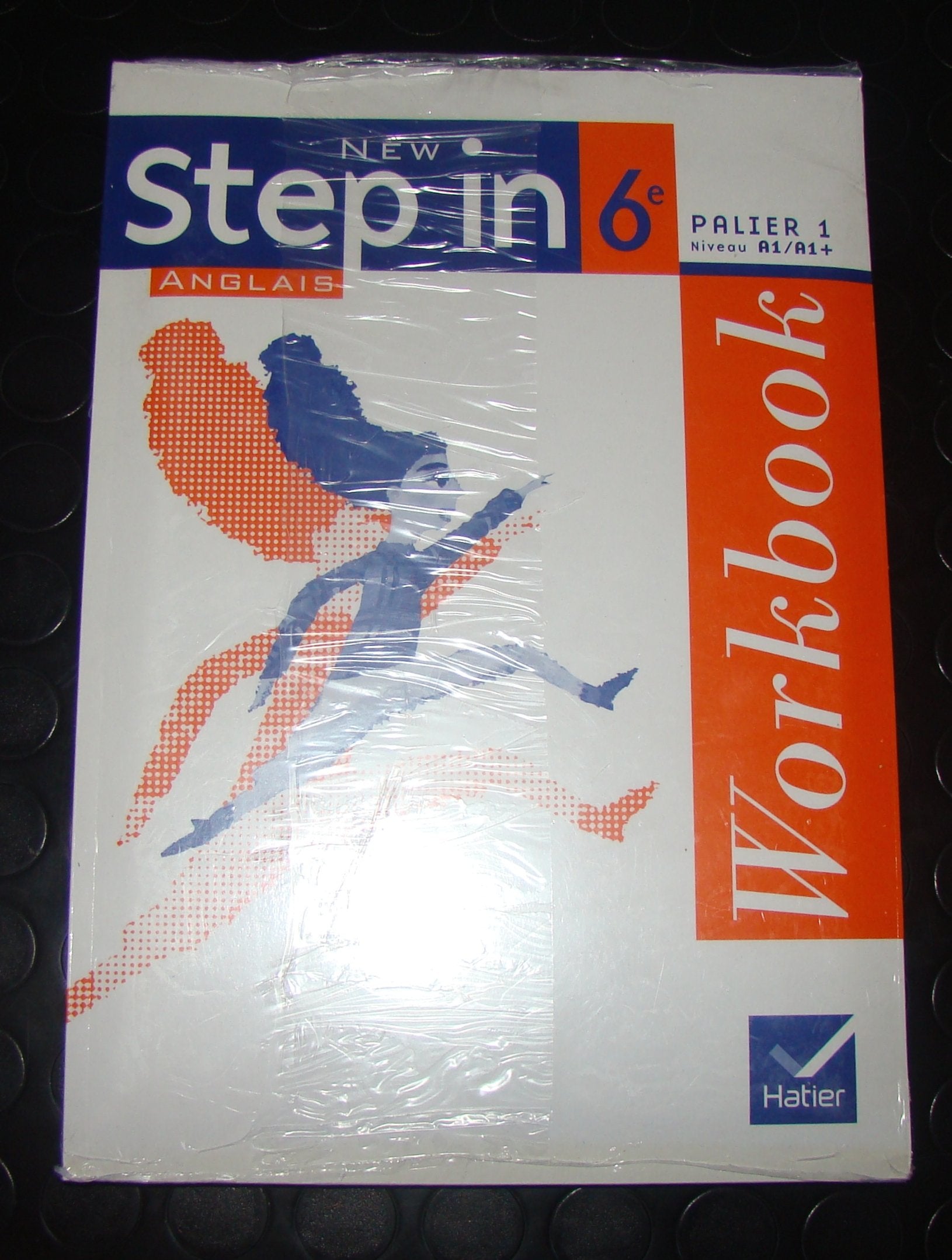 New step in 6ème workbook 9782218746642