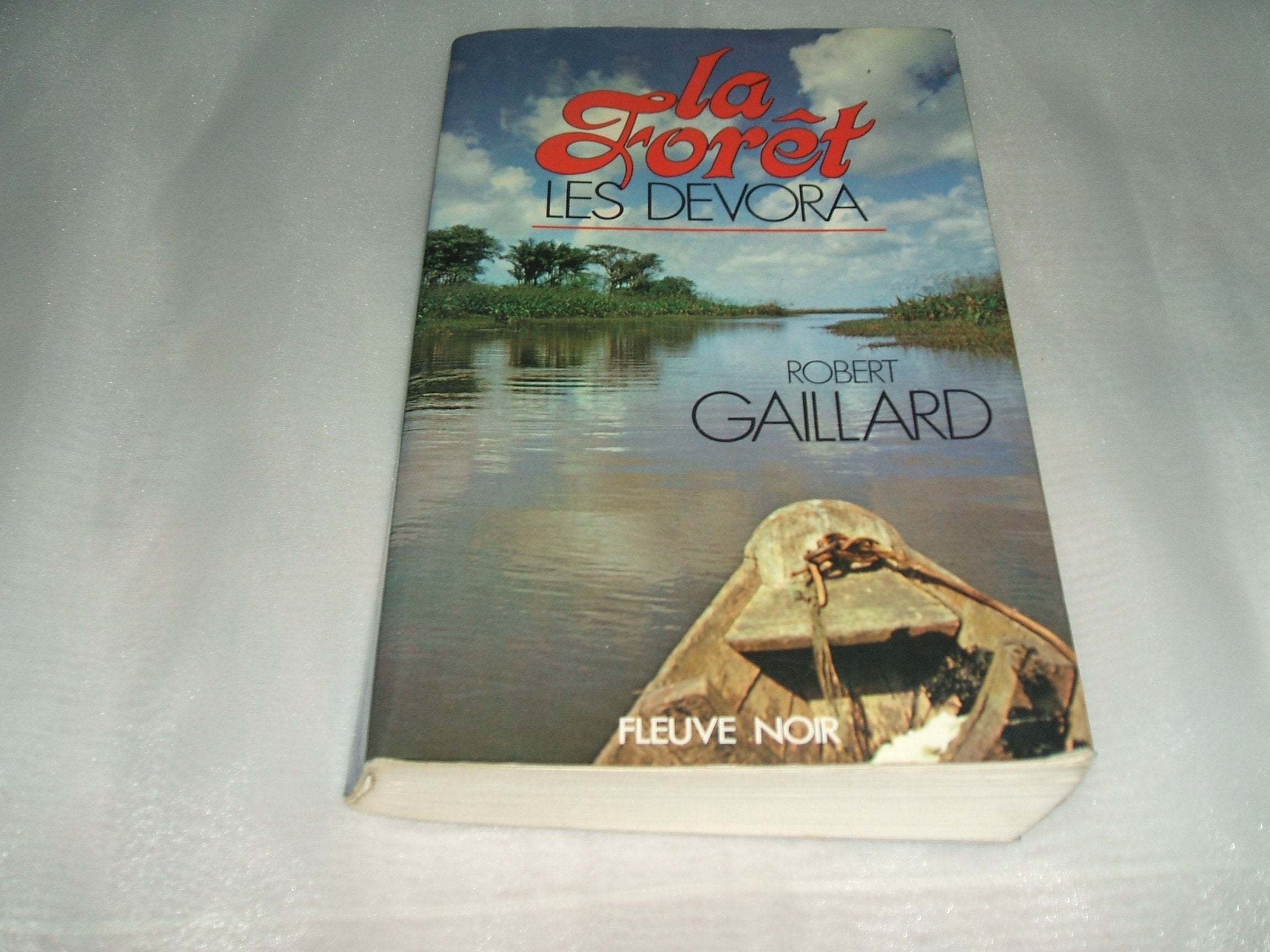 La foret les devora / roman 9782265002067