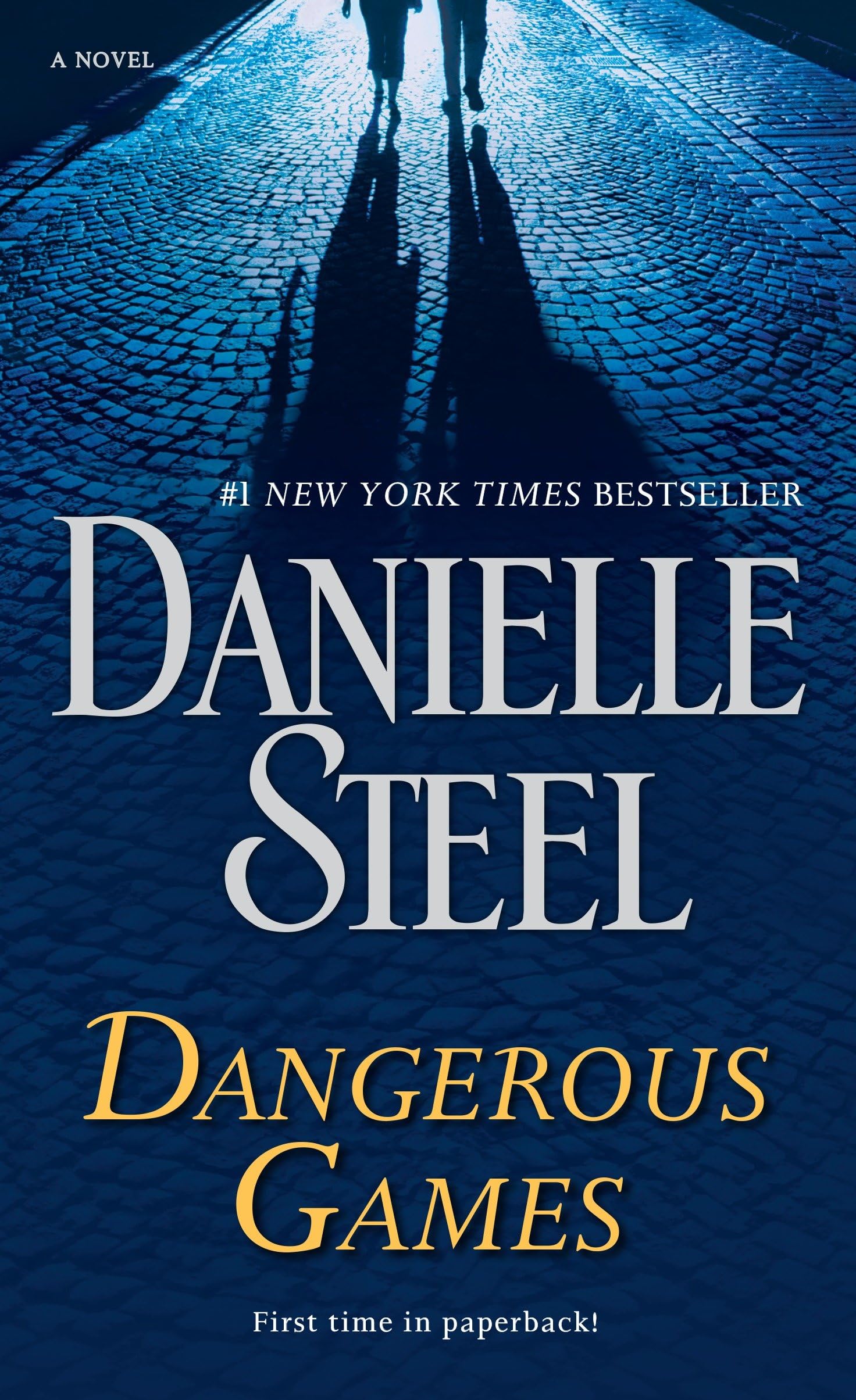 Dangerous Games: A Novel 9781101883907