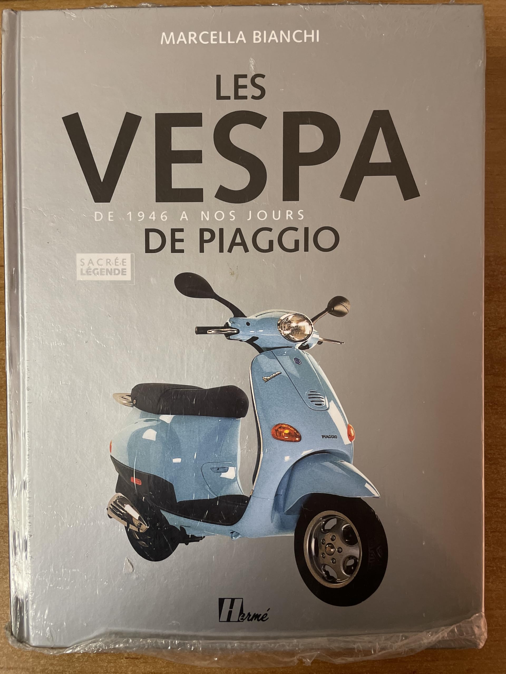 Les Vespa de Piaggio de 1946 à nos jours 9782866653491