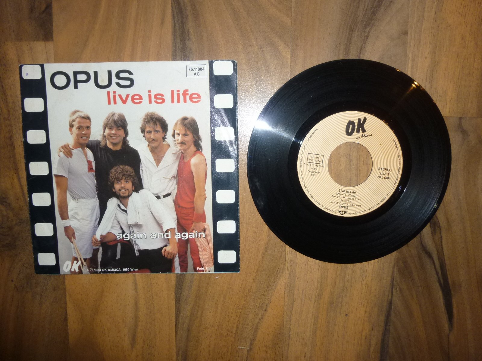 Live is life (1984) / Vinyl single [Vinyl-Single 7''] 3218030137611