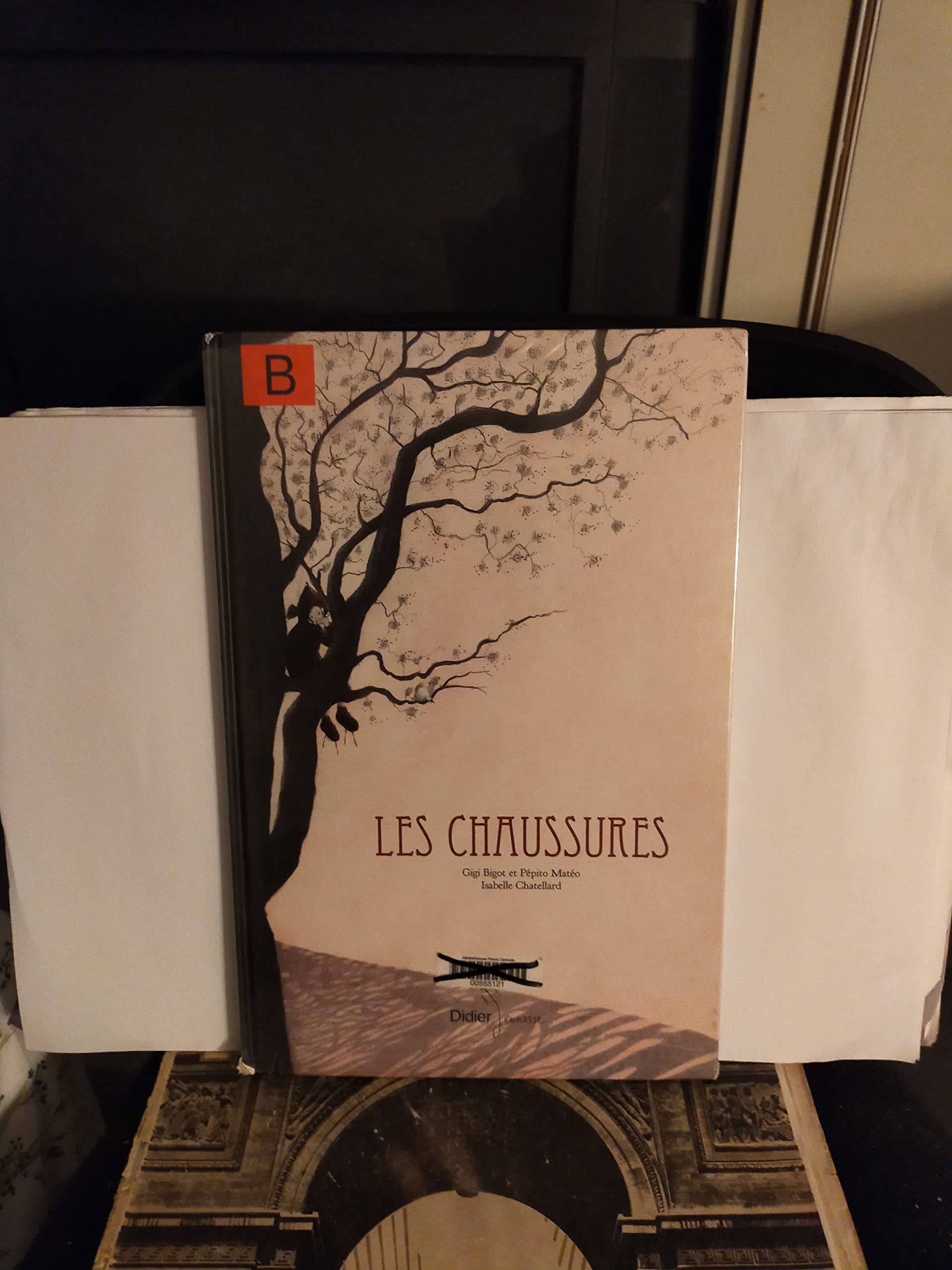 Les Chaussures 9782278061815