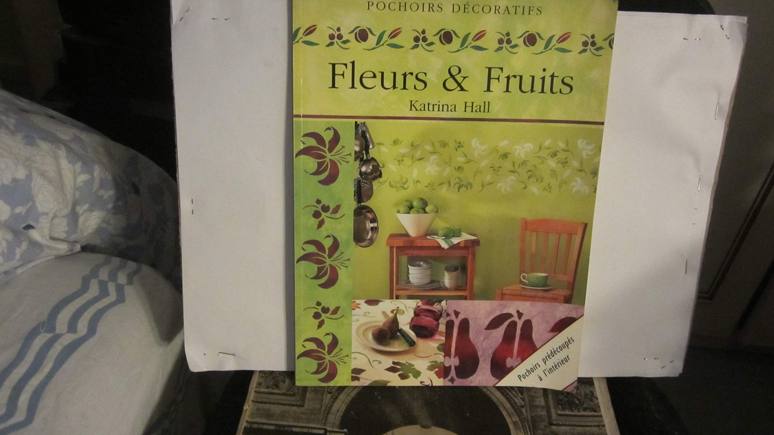 Fruits et fleurs (pochoirs décoratifs) 9783829023061