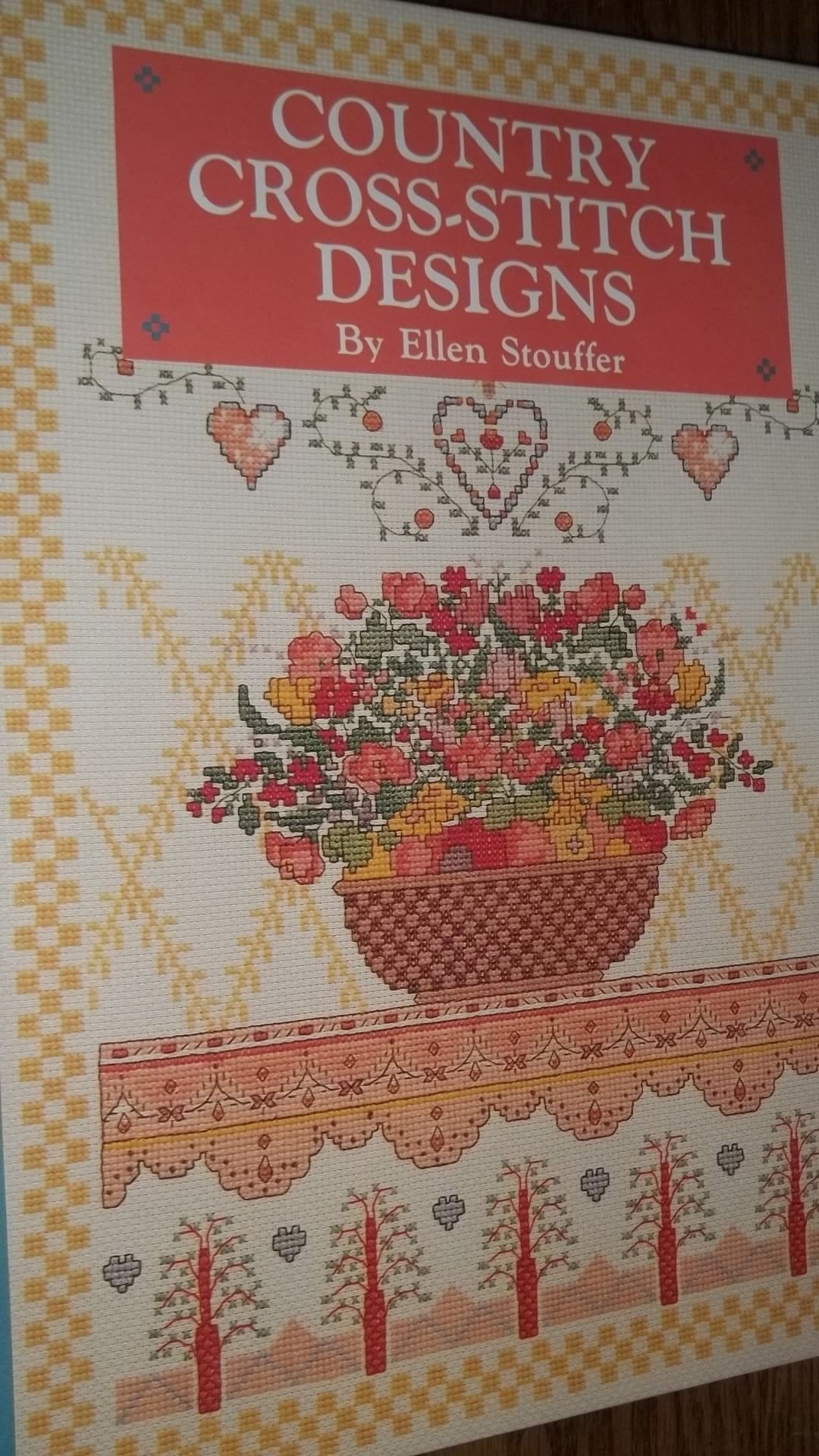 Country Cross-Stitch Designs 9780696023354