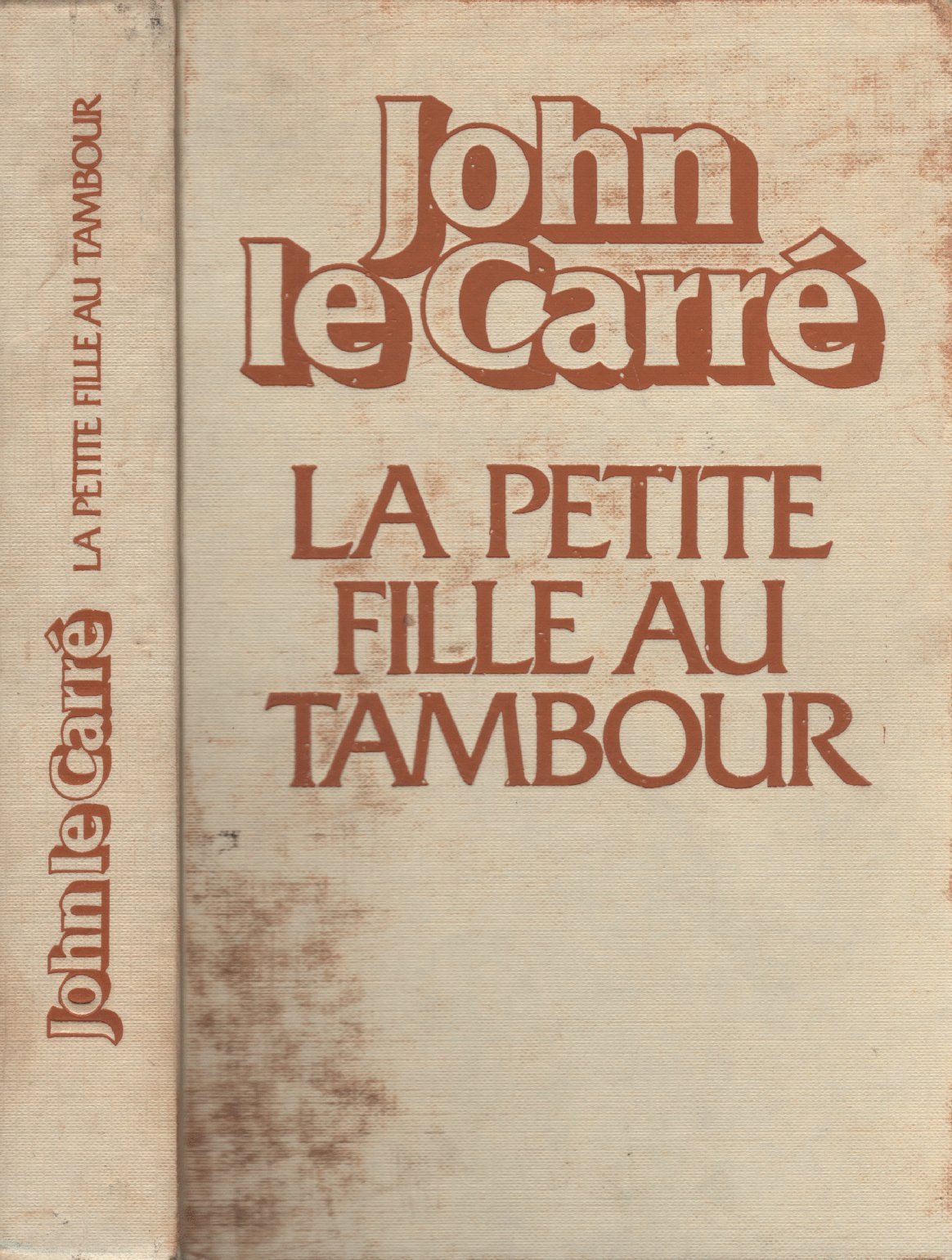 La Petite fille au tambour 9782221011034