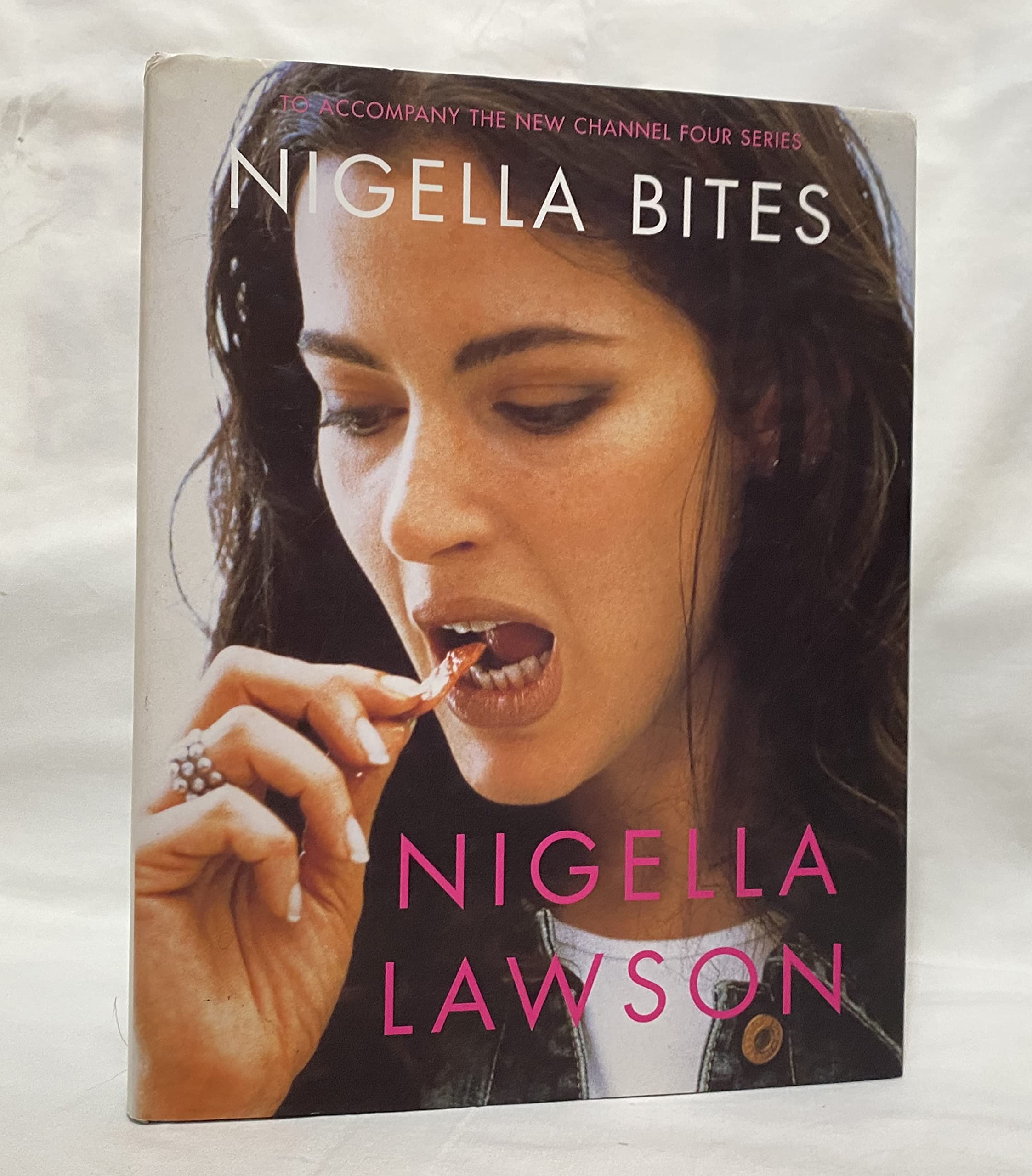 Nigella Bites 9780701172879