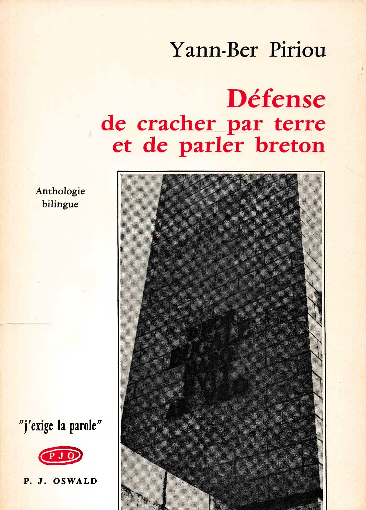 Défense de cracher par terre et de parler breton 