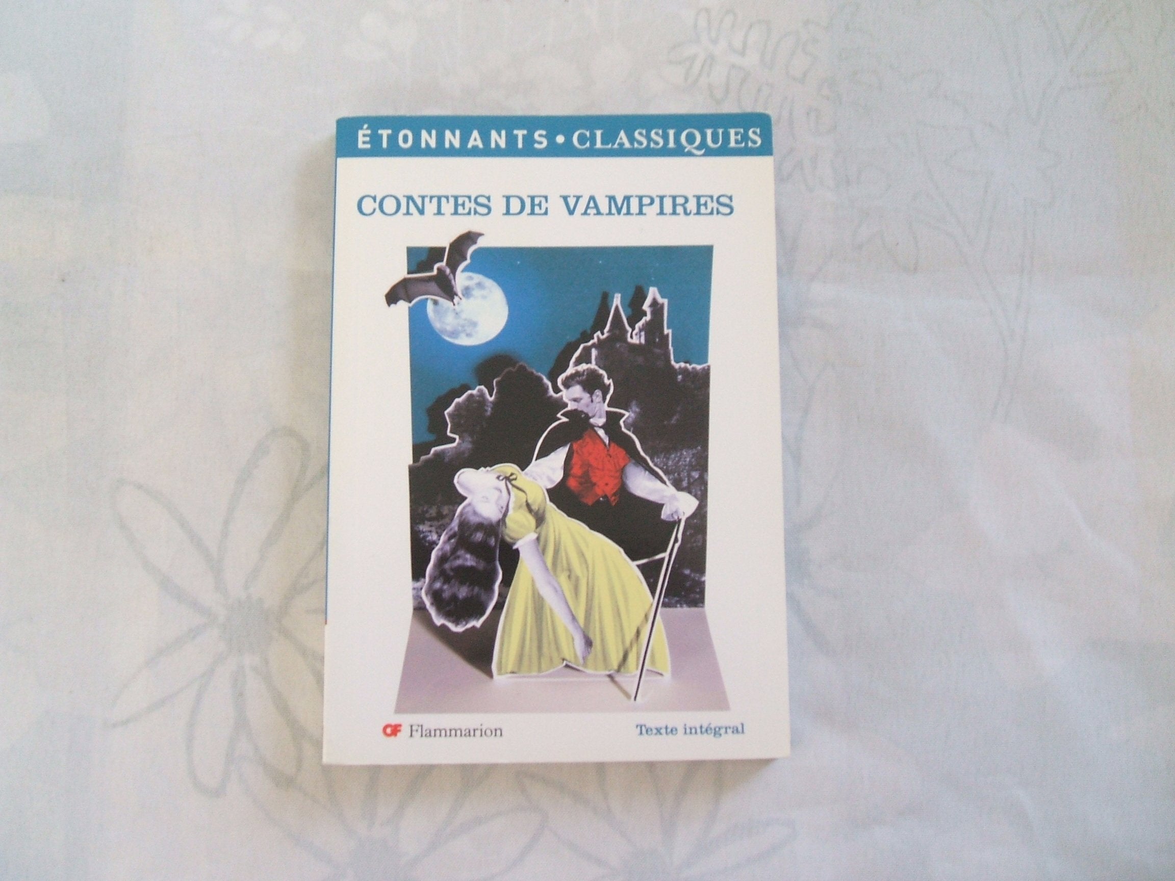 Contes de vampires 9782081219861