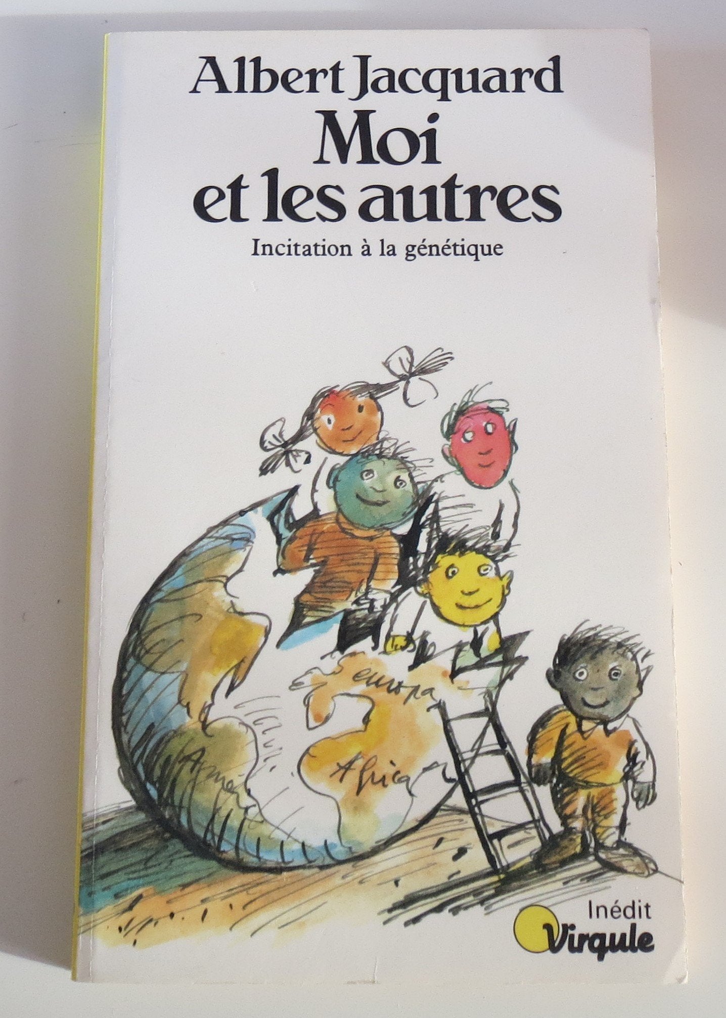 Moi et les autres. Initiation à la génétique 9782020064286