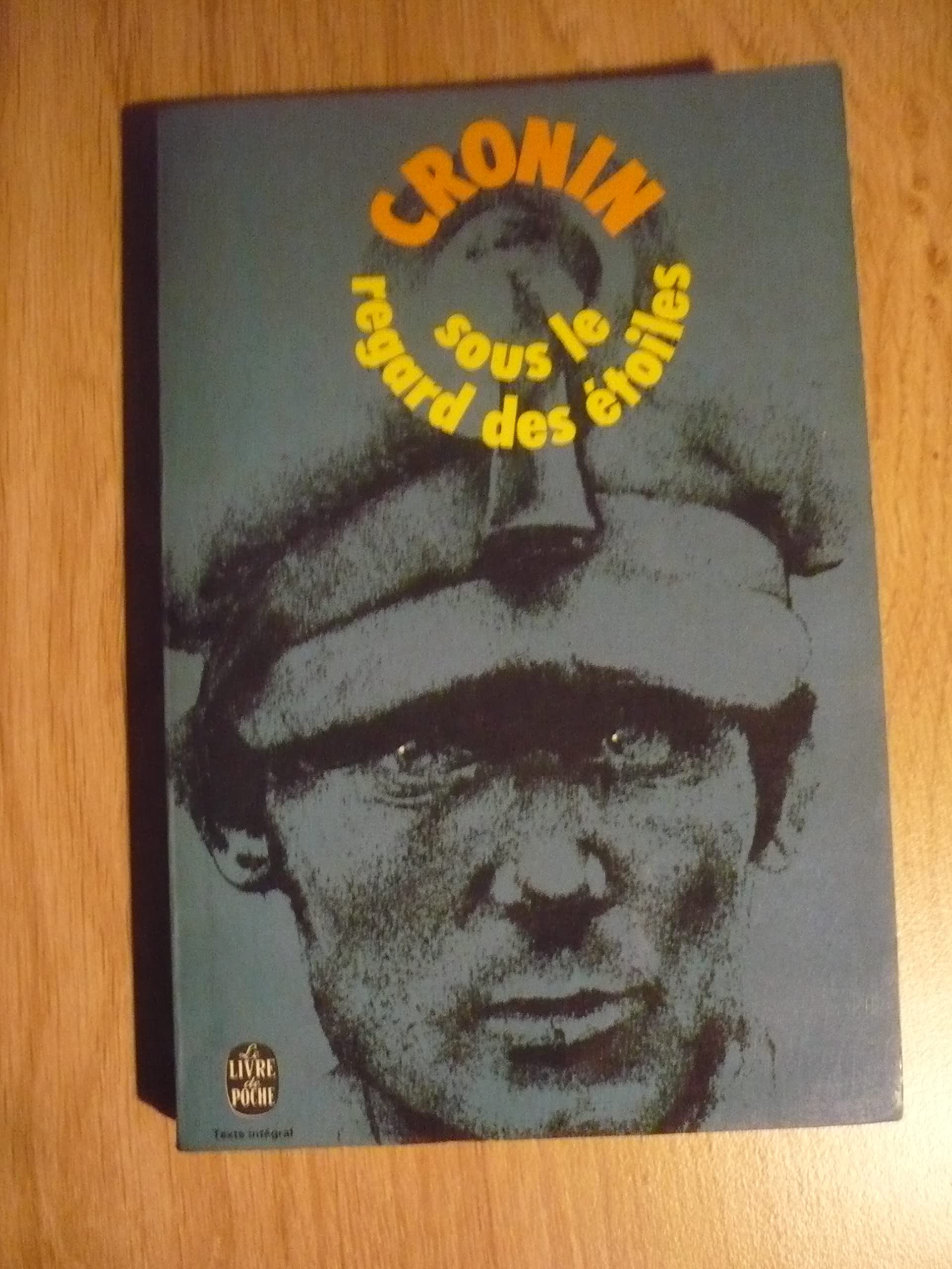 Sous le regard des étoiles 9782253006916