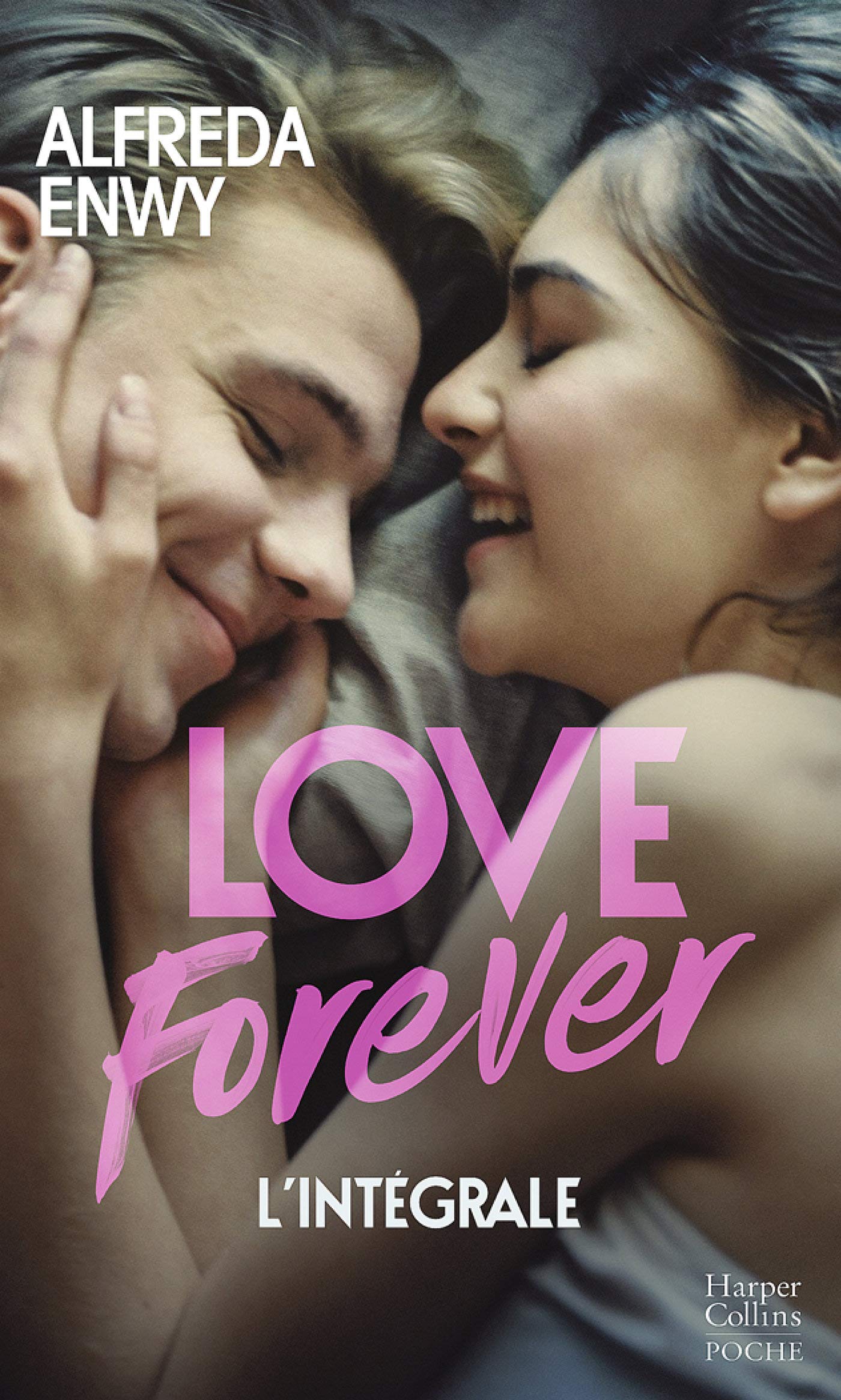 Love Forever: Une romance New Adult, par l'auteur de "Love Deal" et "I Love You To The Moon"" 9791033909217