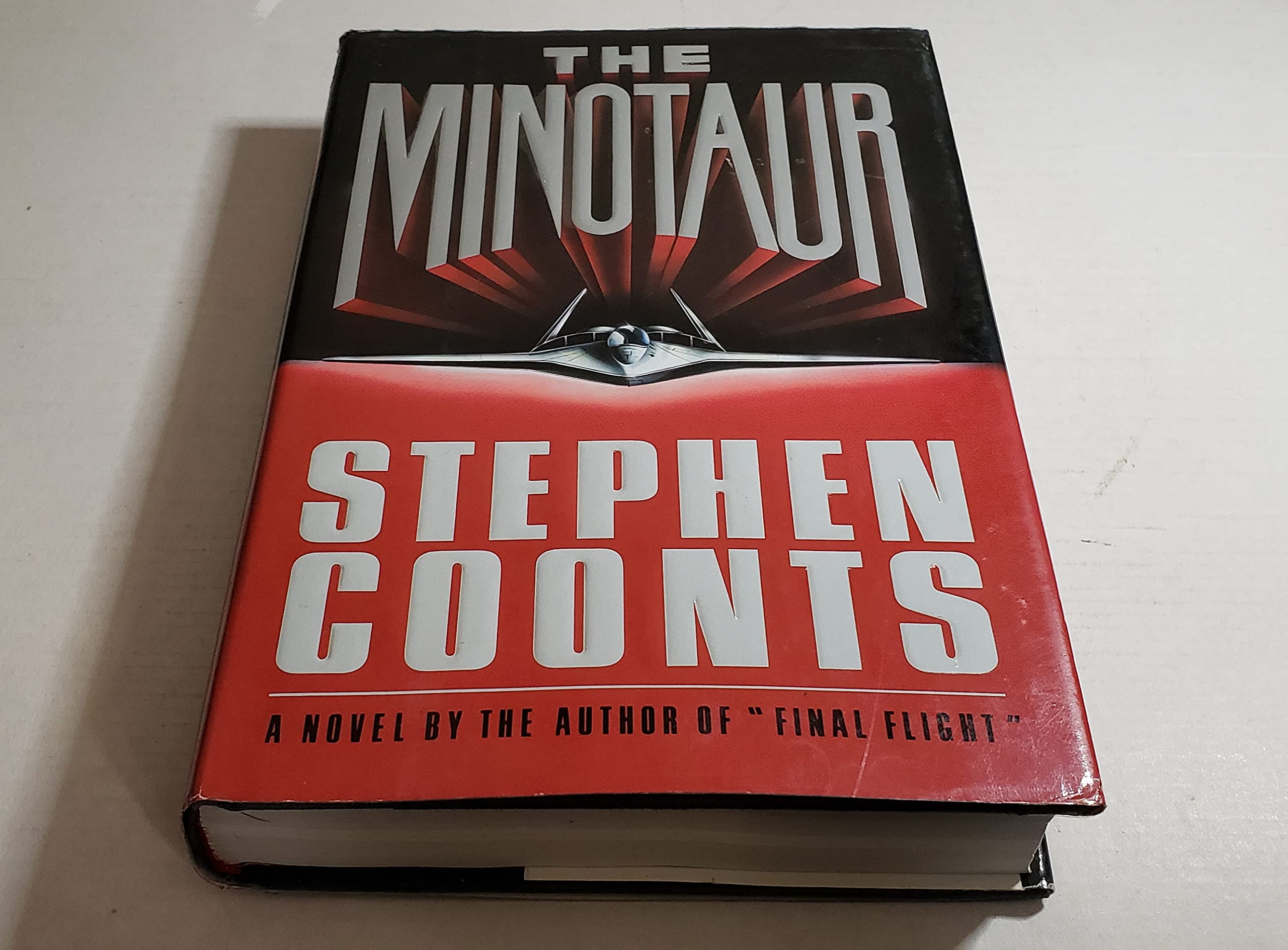 Minotaur 9780385261470