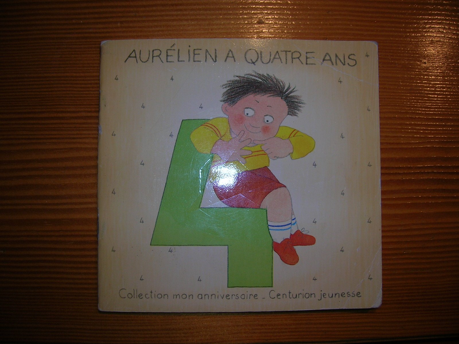 Aurélien a quatre ans (Mon anniversaire) 9782227700482
