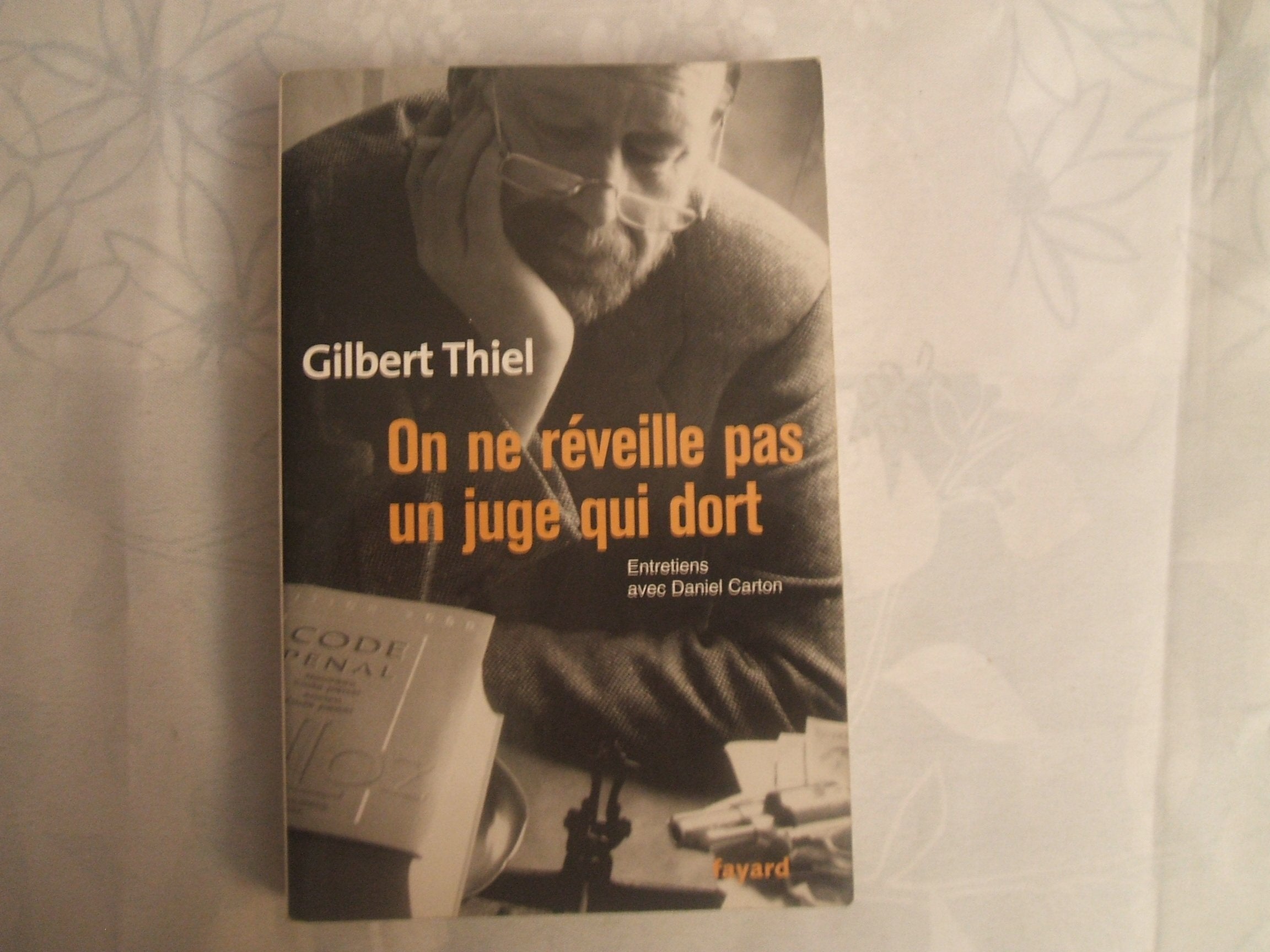 On ne reveille pas un juge qui dort 9782213613383