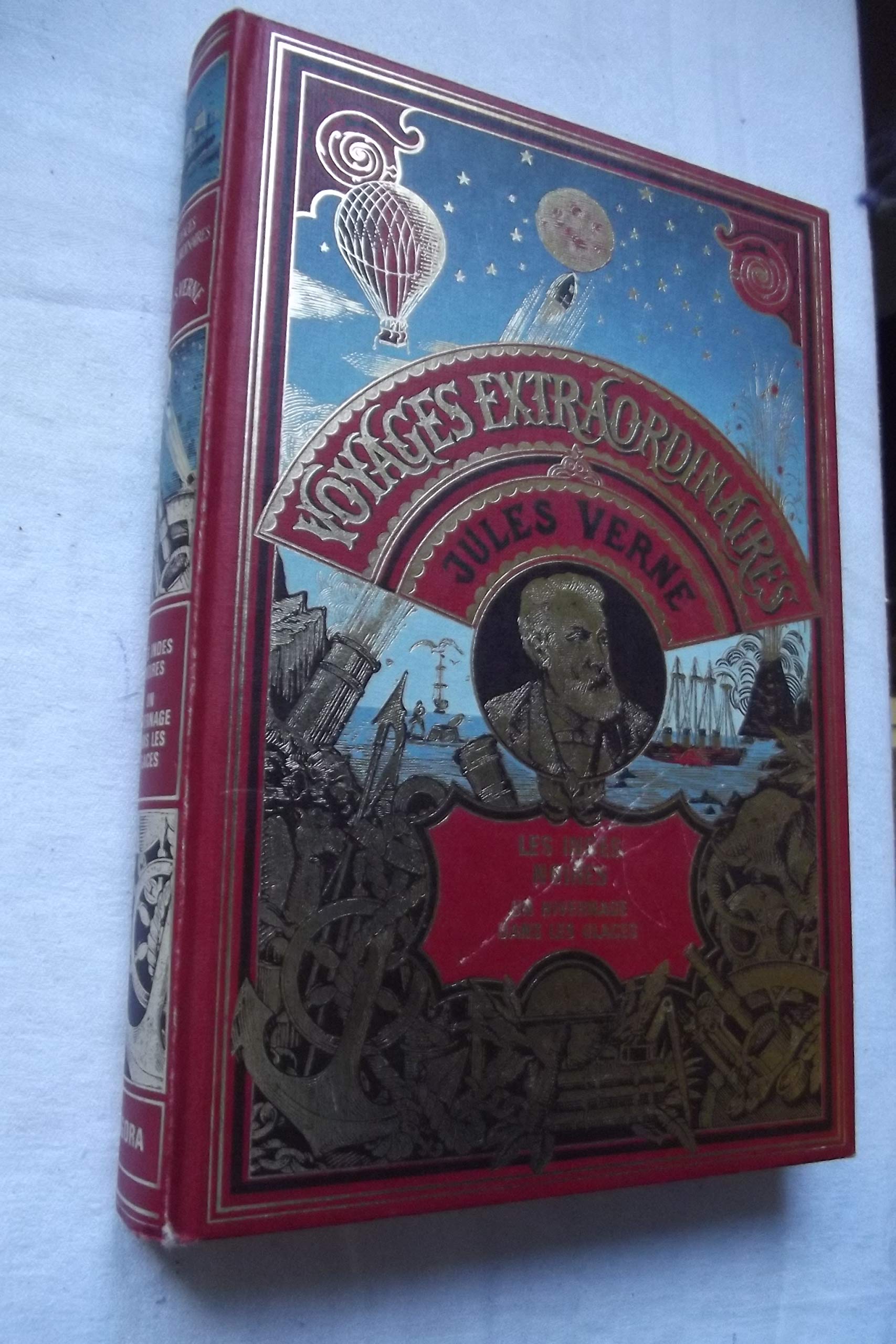 Les Indes-noires Suivi de Un Hivernage dans les glaces (Voyages extraordinaires...) 
