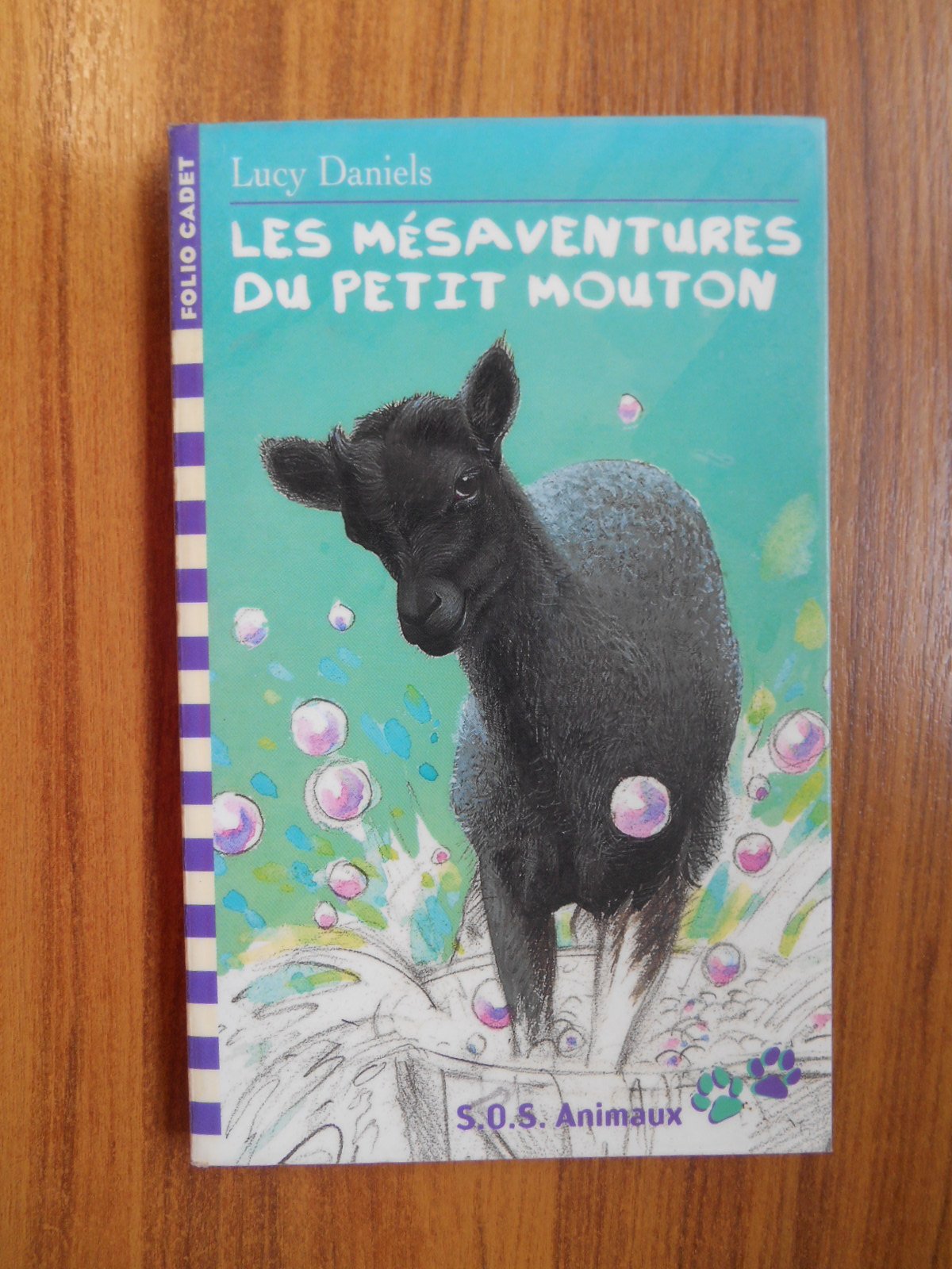 S.O.S. Animaux, 4 : Les mésaventures du petit mouton 9782070515974