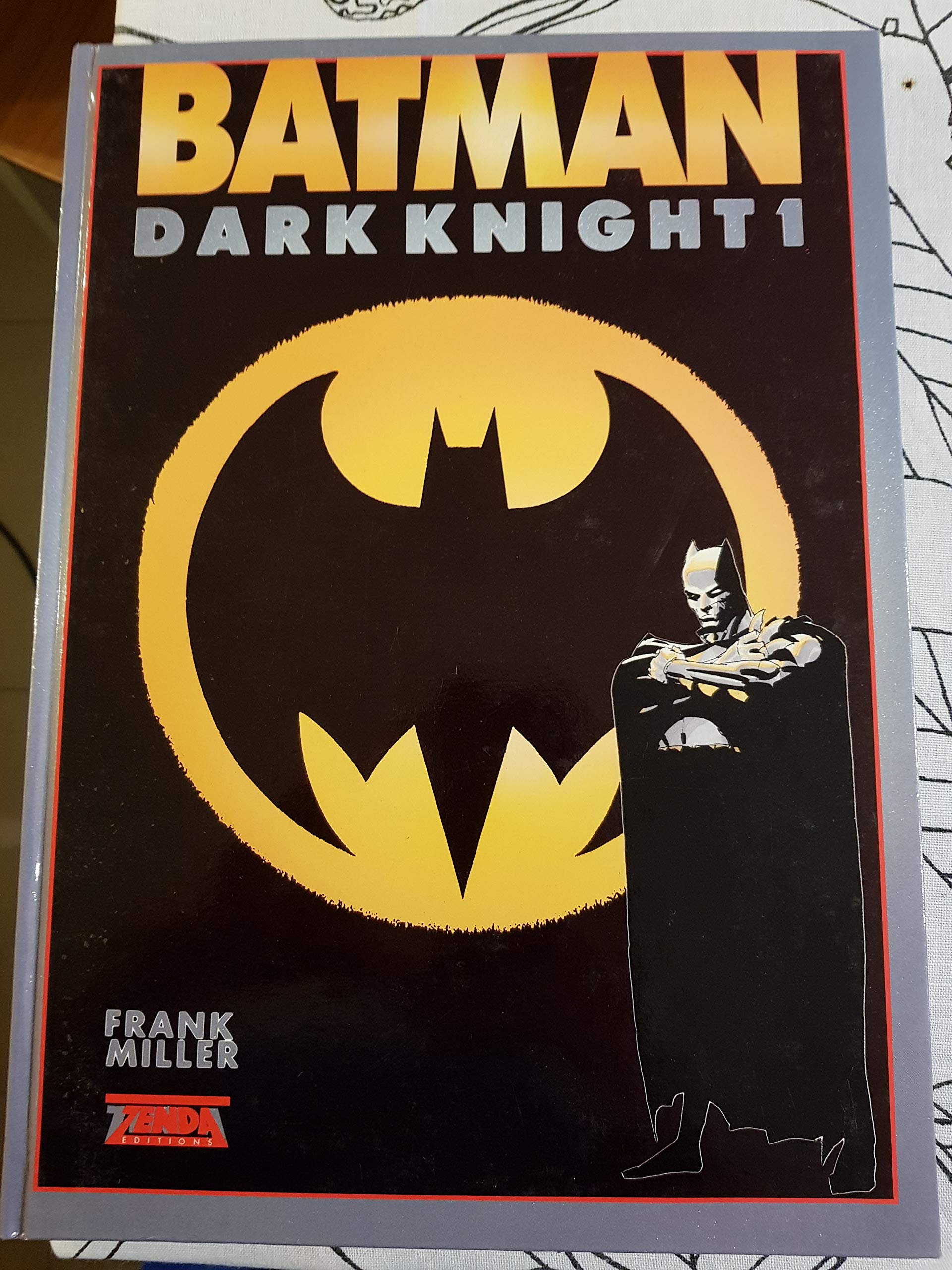 Dark knight (Batman .) 9782876870185